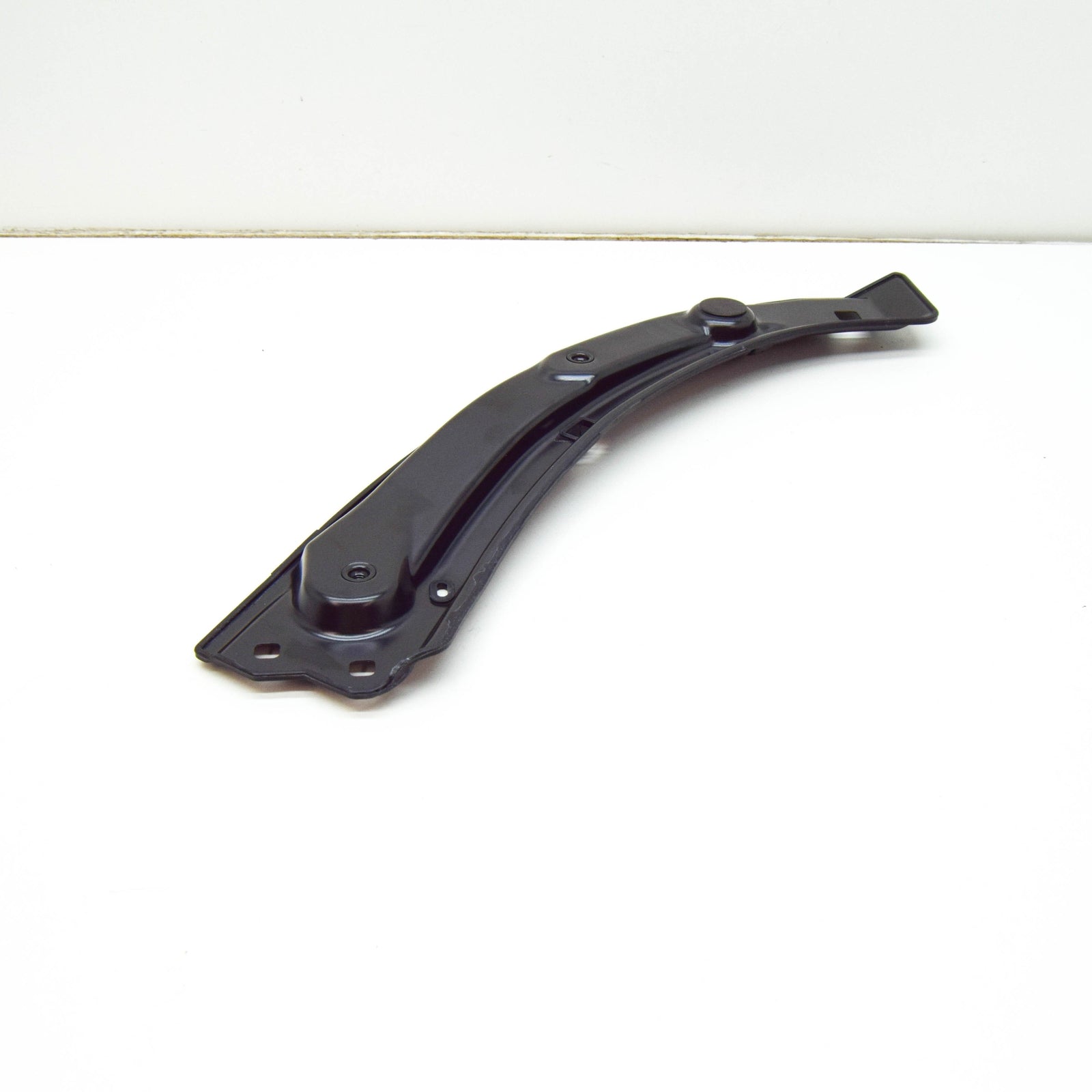 NEW AUDI Q3 8U RADIATOR RIGHT SUPPORT BRACKET 8U0805932 ORIGINAL