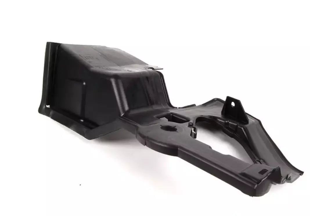 NEW BMW 5 E60 FRONT RIGHT RADIATOR AIR DUCT 51717050604 7050604 ORIGINAL