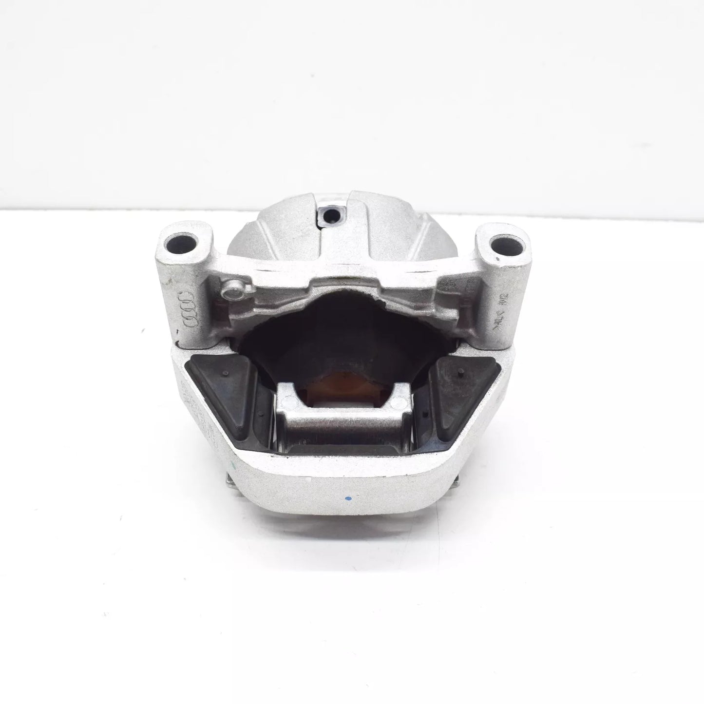 NEW AUDI A6 C7 RIGHT SIDE ENGINE MOUNT 4G0199381MM ORIGINAL