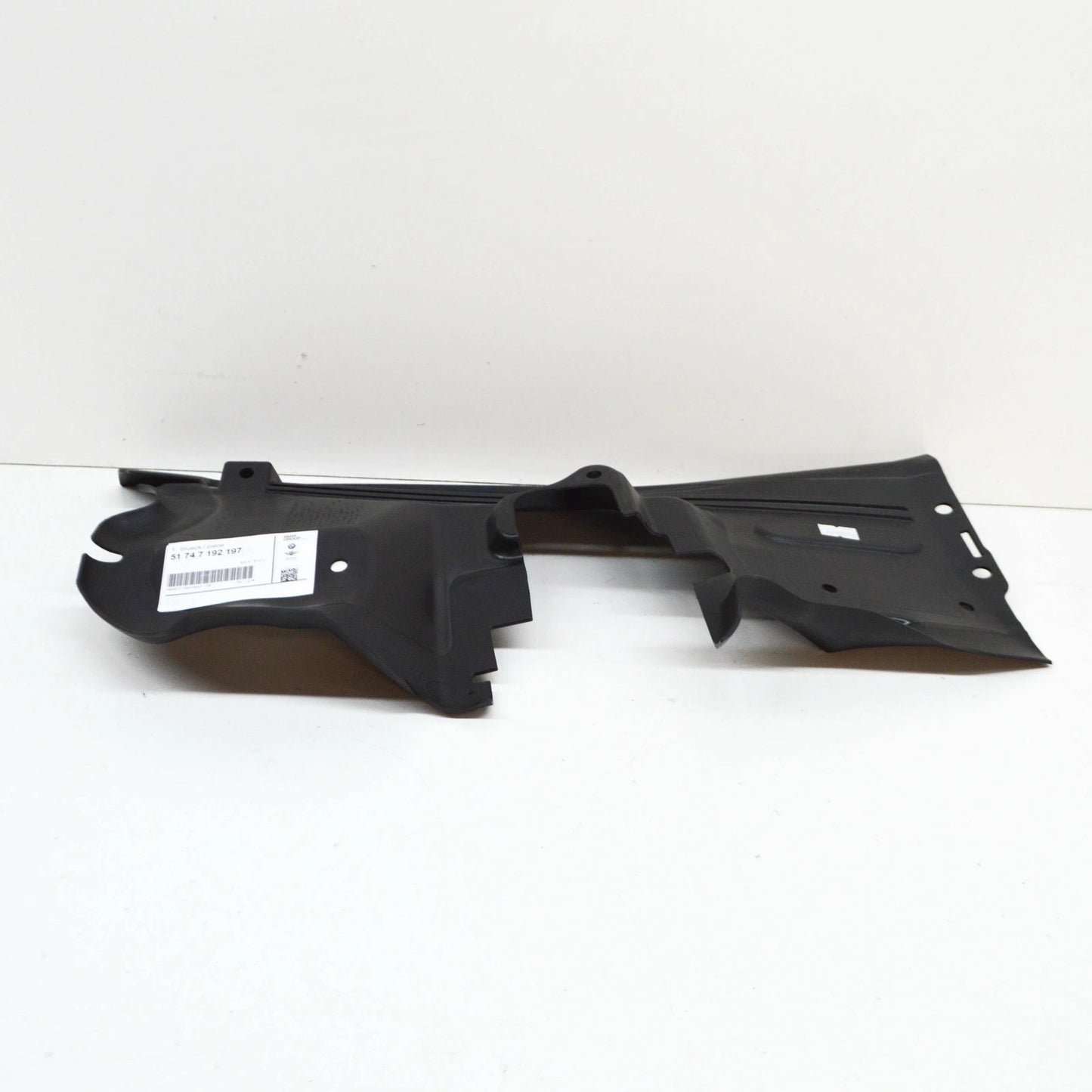 NEW BMW Z4 E89 LEFT RADIATOR SUPPORT SIDE PANEL 7192197 51747192197 ORIGINAL