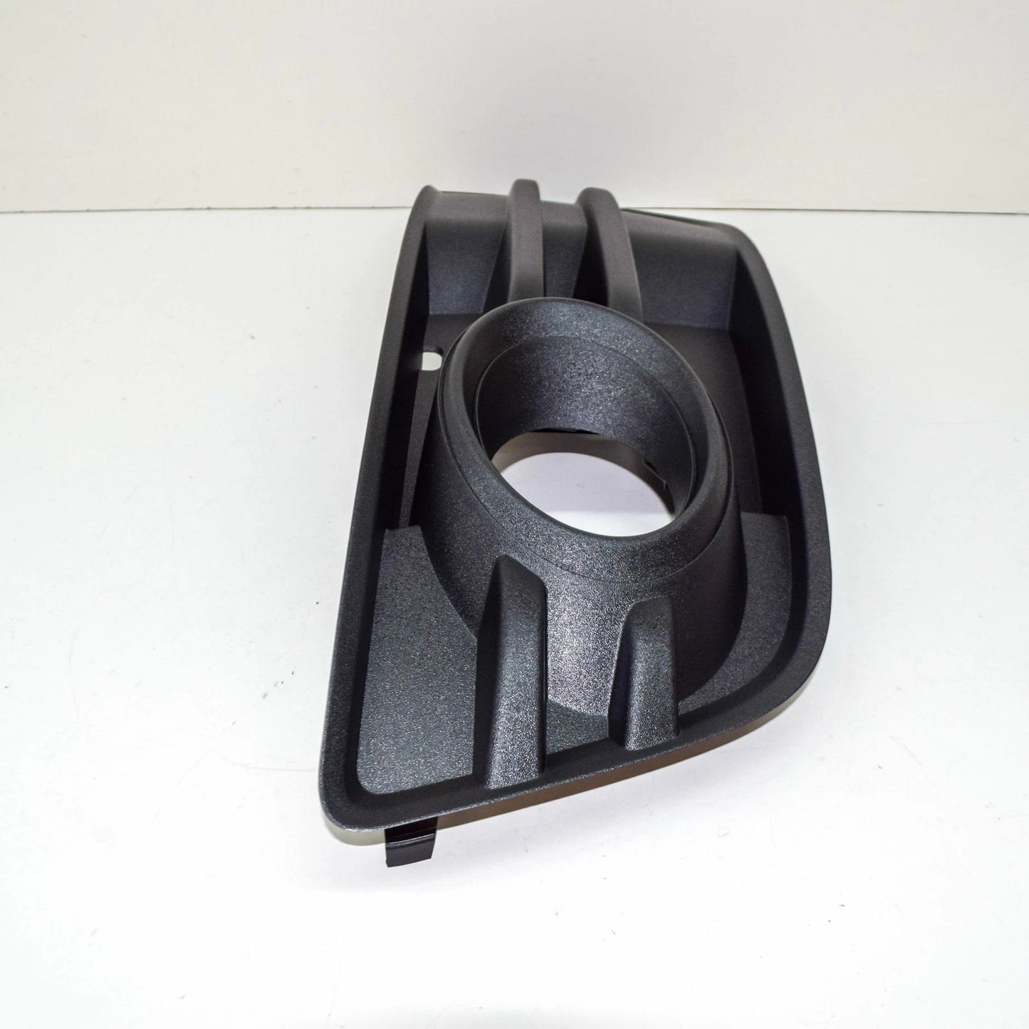 NEW AUDI Q5 8R FRONT RIGHT FOG LIGHT GRILLE 8R0807682A01C