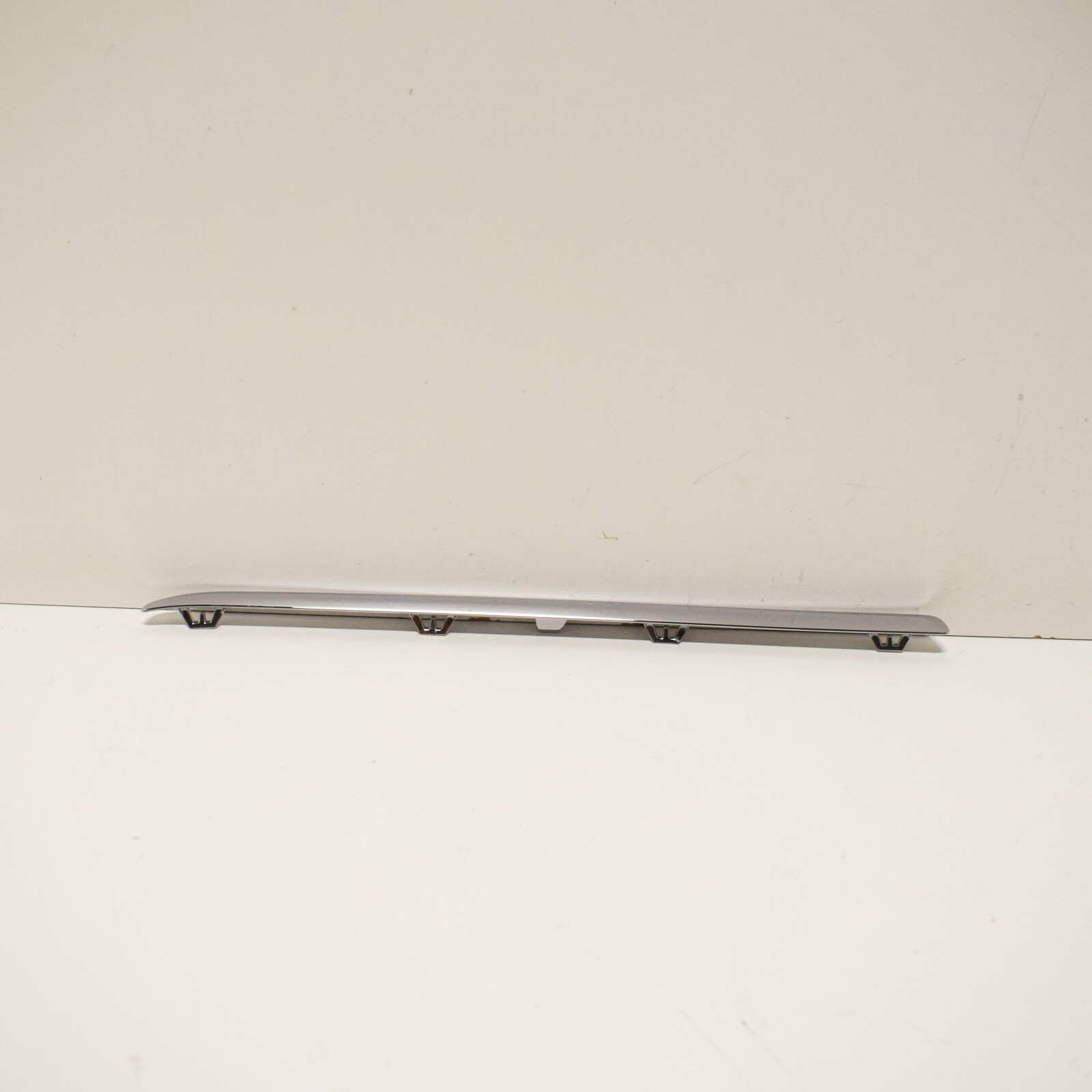 NEW MB GLA X156 RADIATOR GRILLE SHELL LEFT TOP TRIM A1568850921 ORIGINAL