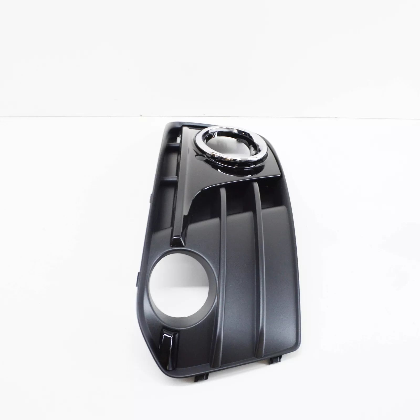 NEW AUDI Q5 8R FRONT RIGHT BUMPER AIR VENT GRILLE 8R0807682TBJI ORIGINAL