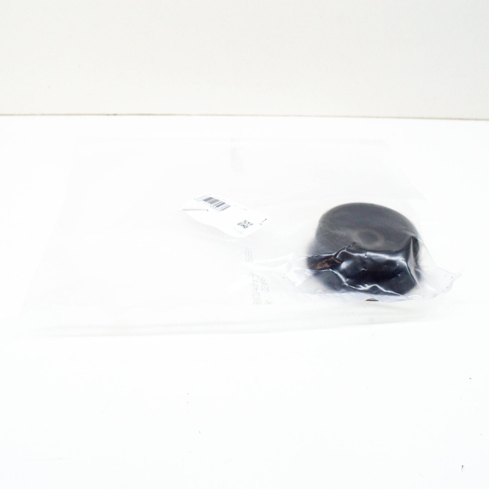 NEW MERCEDES-BENZ SPRINTER 903 FRONT STRUT RUBBER MOUNTING A9013230085 ORIGINAL