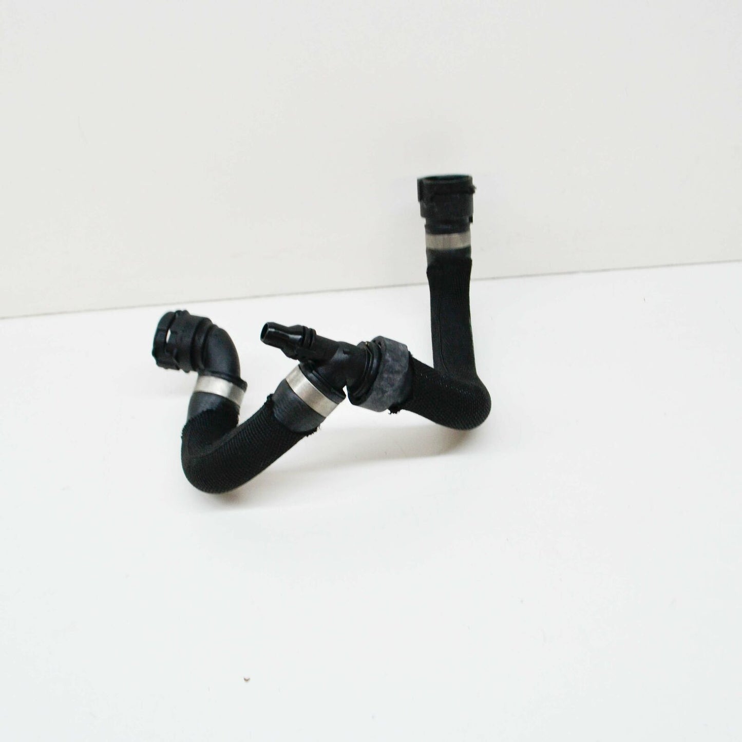 NEW MERCEDES-BENZ C W205 ENGINE COOLANT HOSES A2055010391 2014 ORIGINAL