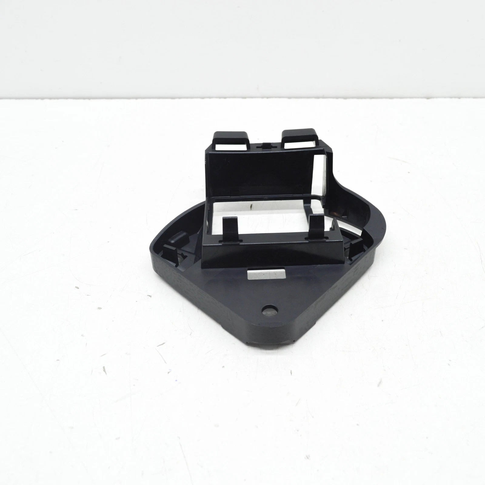 NEW MB CLS C257 FRONT COLLISION WARNING SYSTEM CARRIER A2578880100 ORIGINAL