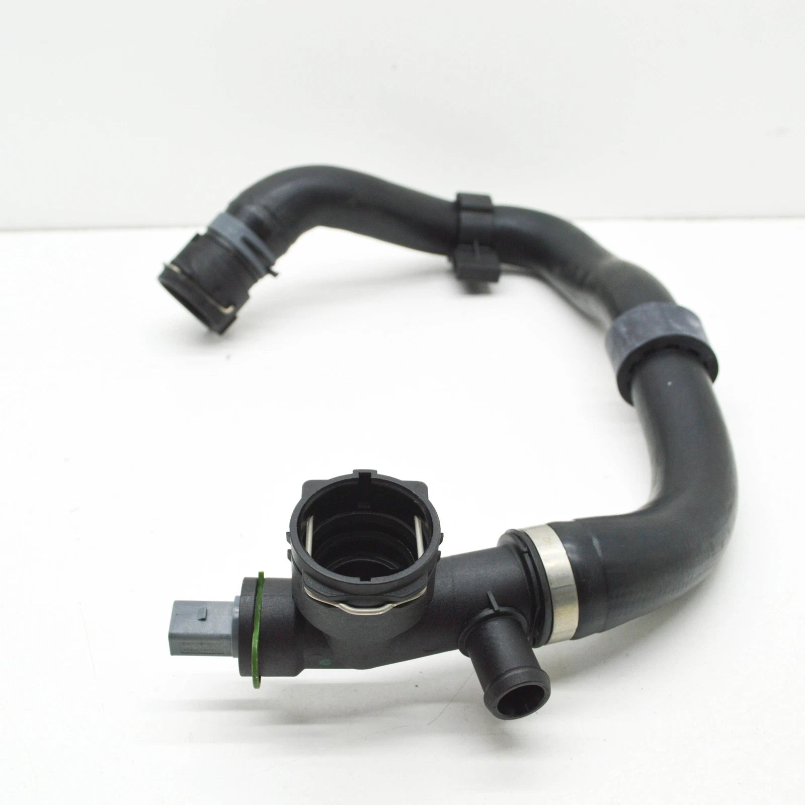 NEW VW ARTEON 3H7 RIGHT LOWER WATER COOLANT RADIATOR HOSE 5WA122051R