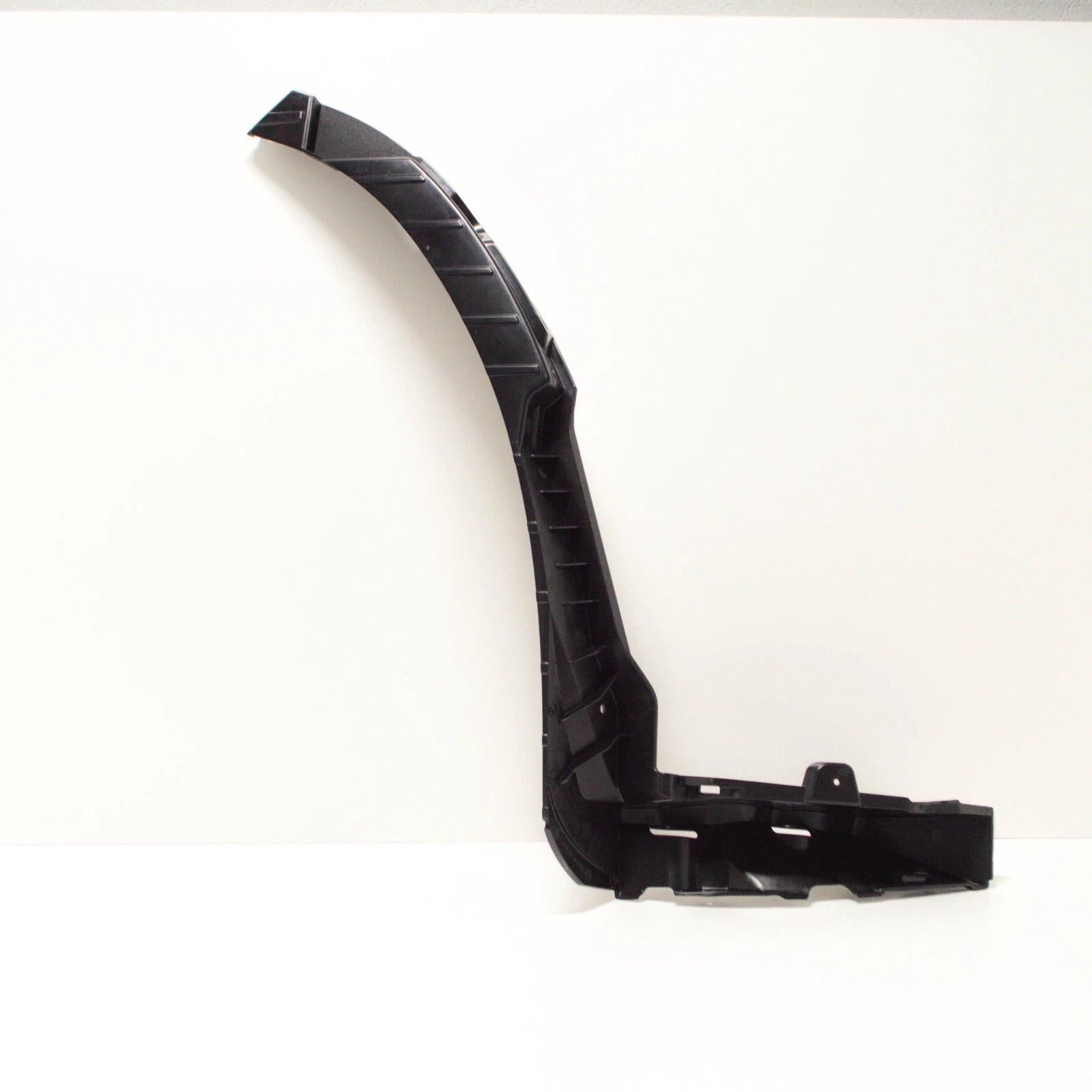 NEW MB GLS X166 AMG FRONT RIGHT BUMPER LOWER MOUNT A1668853200 ORIGINAL