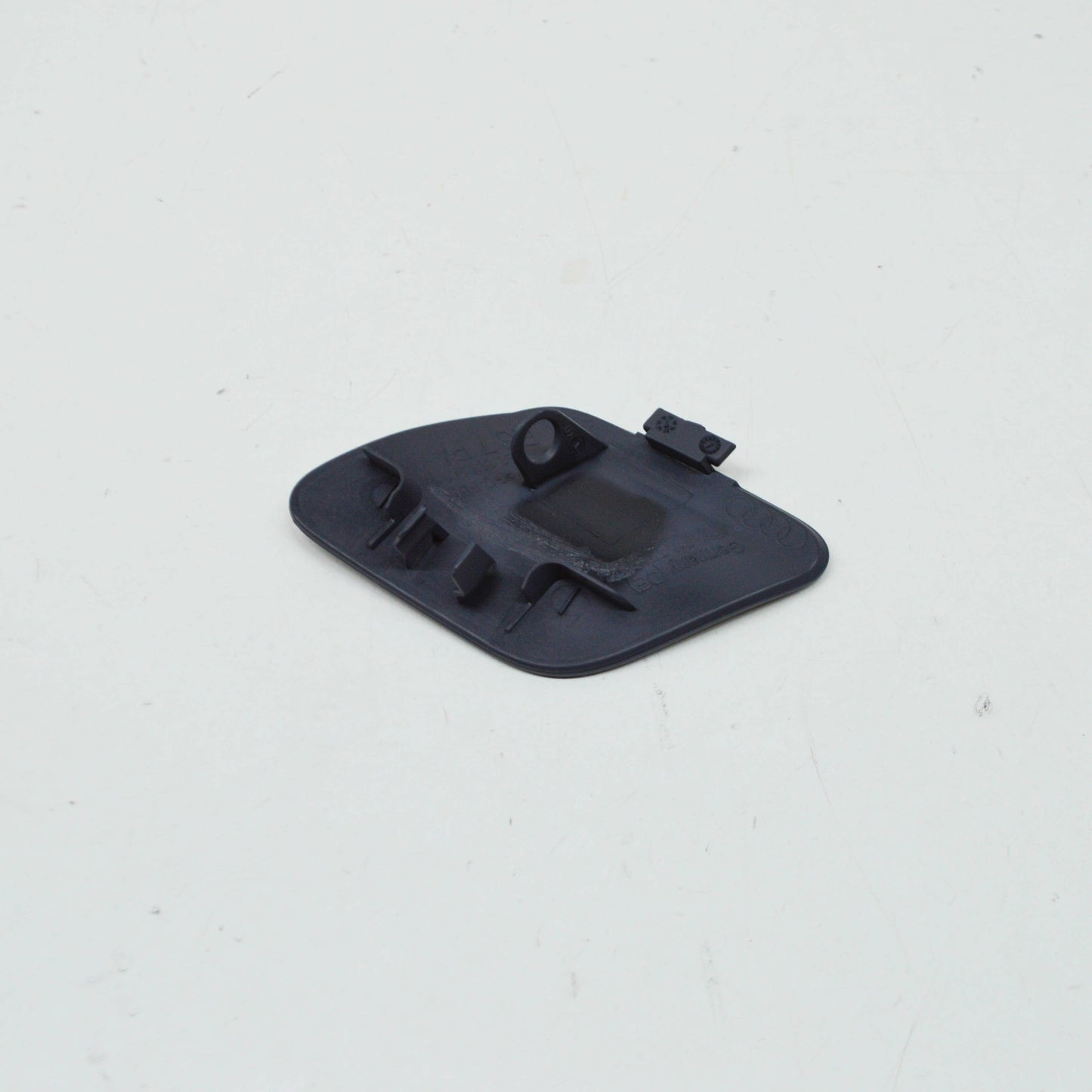 new audi rs7 4g8 front bumper tow hook eye cover cap 4g8807241ggru original