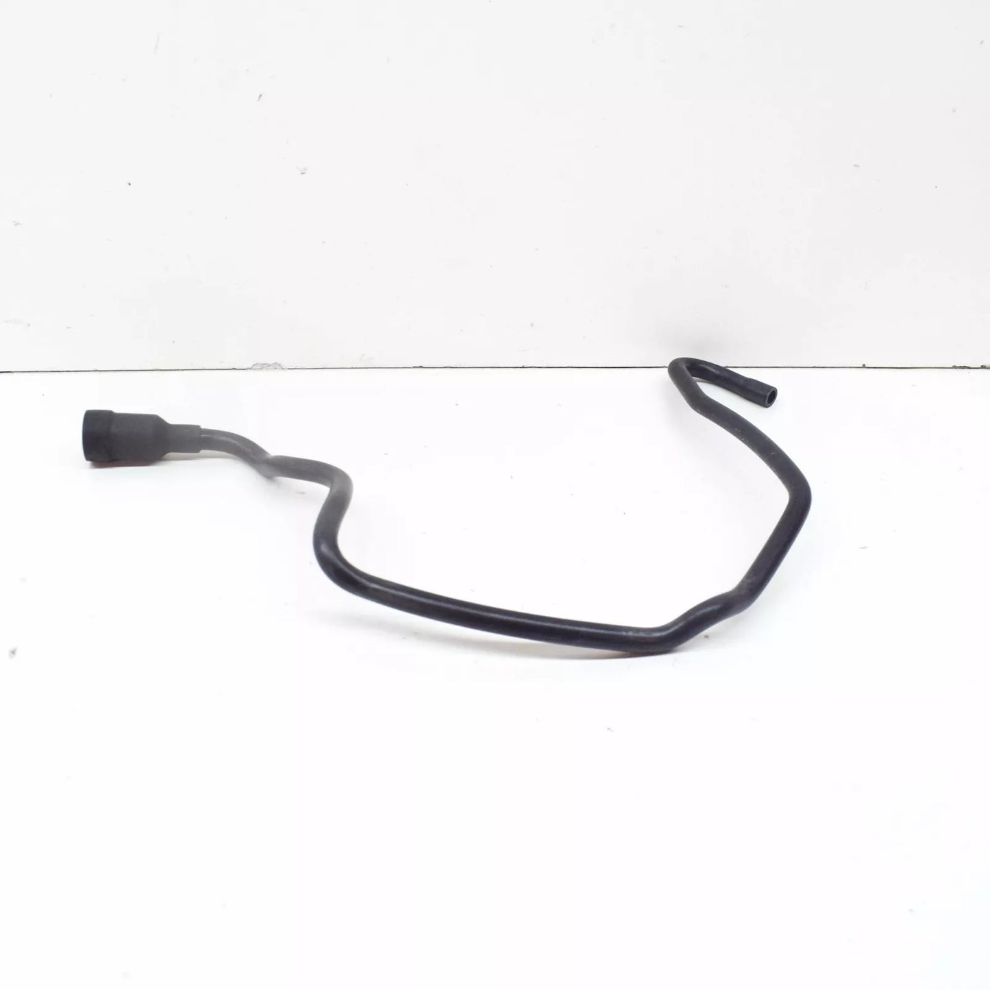 NEW AUDI Q8 FRONT LEFT HEADLIGHT VENTING TUBE PIPE 4M8941718 ORIGINAL