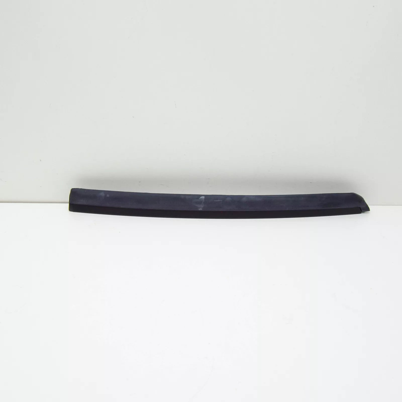 NEW BMW 3 CONVERTIBLE E36 REAR RIGHT WINDOW GUIDE 51368168258 8168258 ORIGINAL