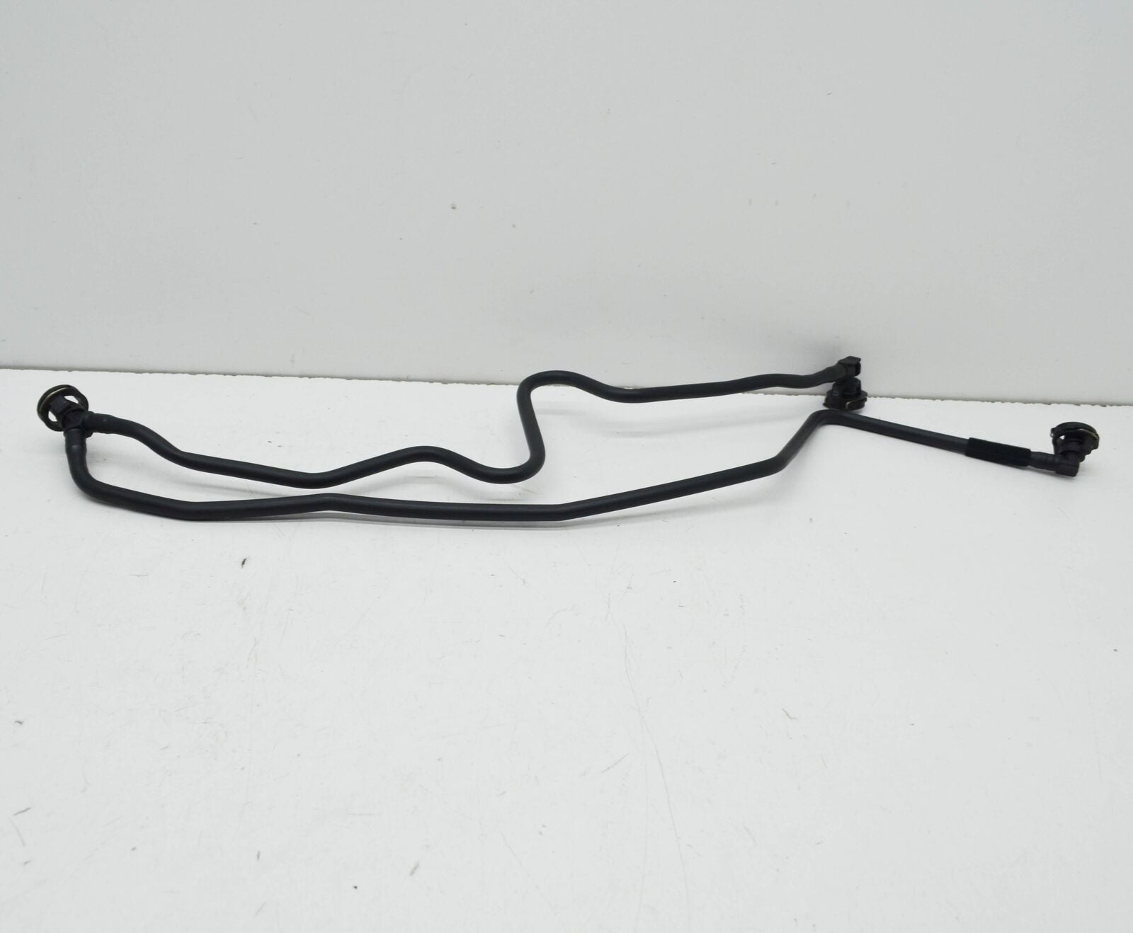 NEW MERCEDES-BENZ A W176 COOLING RADIATOR HOSE A2465010125 ORIGINAL