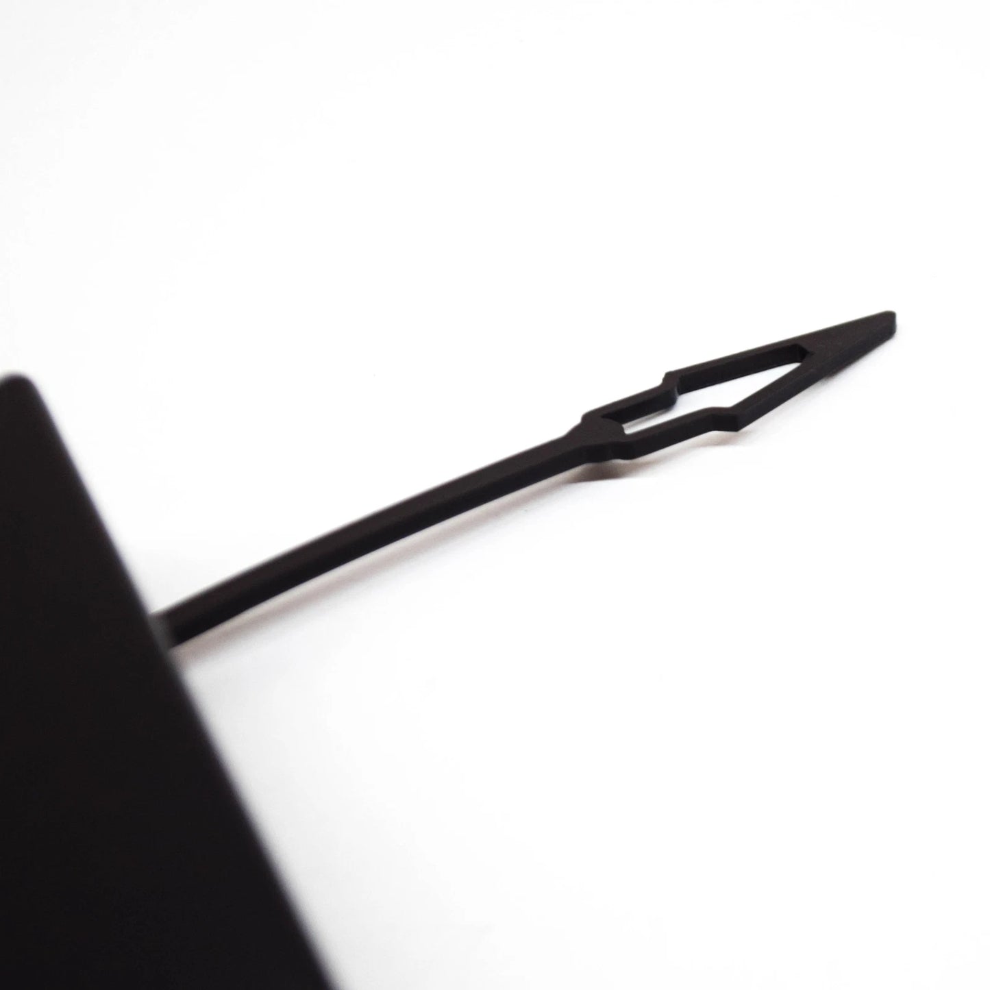 NEW BMW X6 G06 M FRONT BUMPER TOW HOOK EYE COVER 51118069921 ORIGINAL