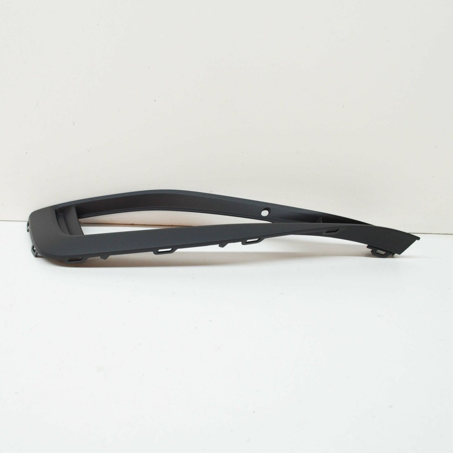 NEW VOLKSWAGEN PASSAT B8 FRONT BUMPER LEFT AIR VENT GRILLE 3G0853665K9B9