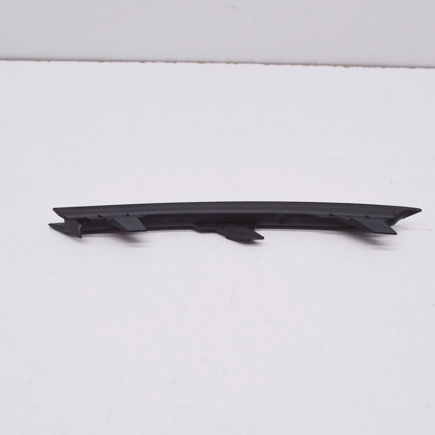 NEW VW PASSAT ALLTRACK B8 FRONT BUMPER RIGHT COVER TRIM 3G0854322A9B9