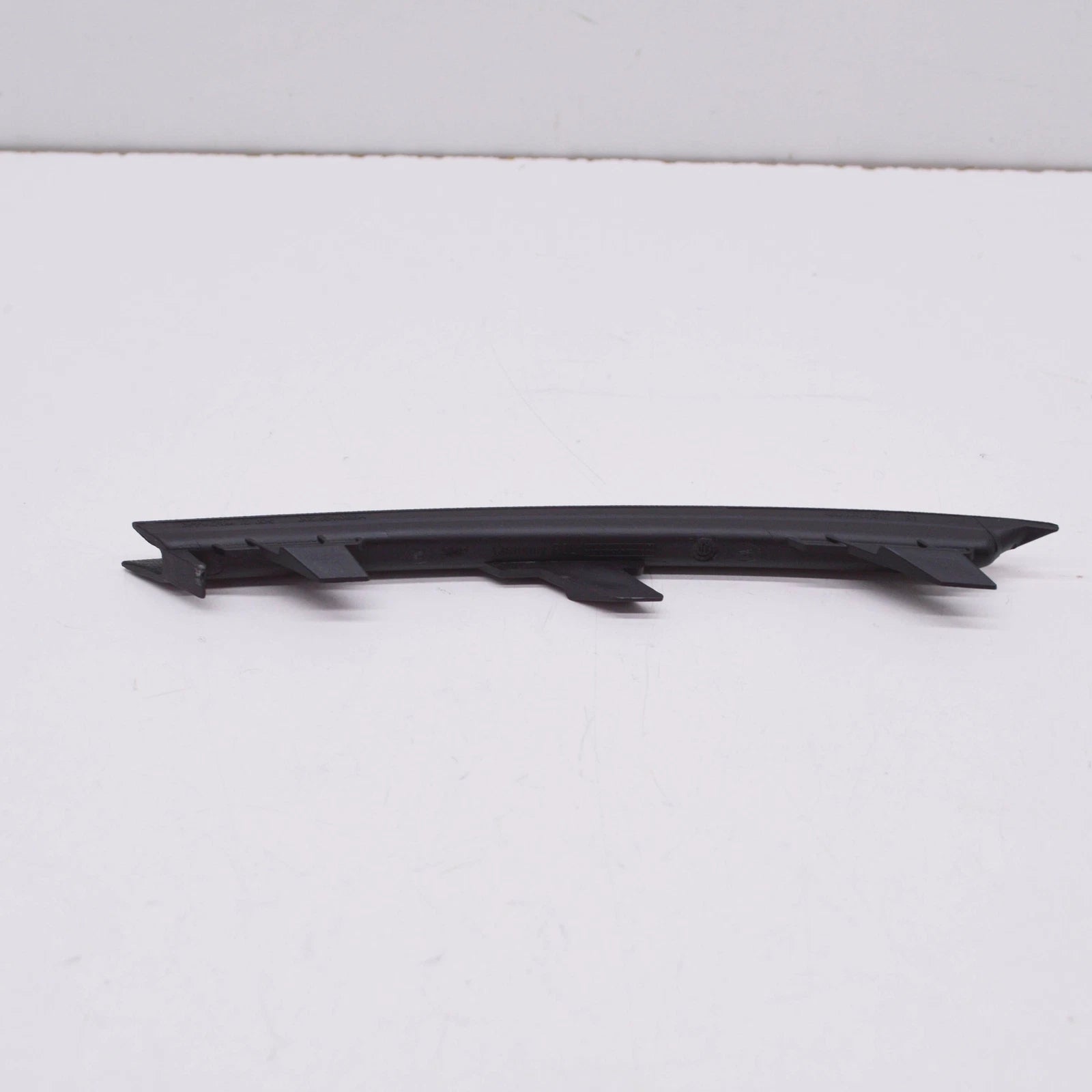 NEW VW PASSAT ALLTRACK B8 FRONT BUMPER RIGHT COVER TRIM 3G0854322A9B9