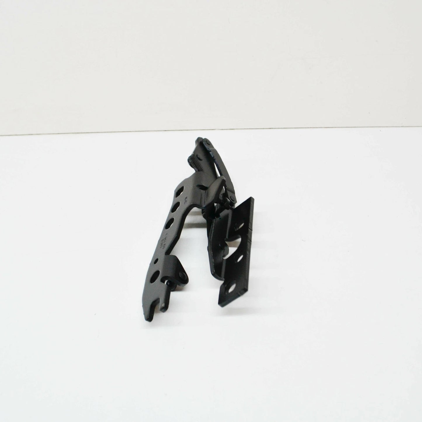 NEW BMW 6 E64 FRONT LEFT BONNET HINGE 7210669 41617210669 2010 ORIGINAL