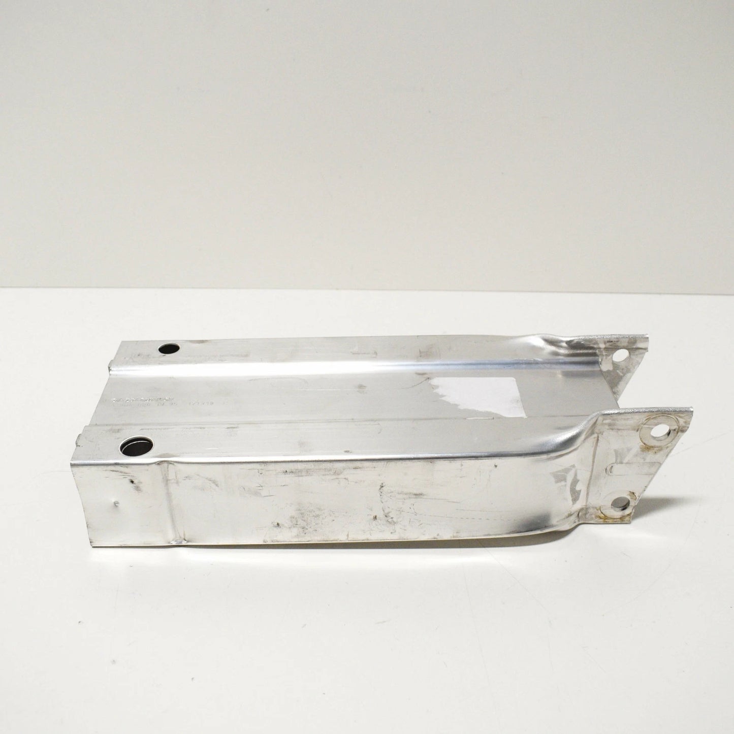 NEW MB C W204 AMG FRONT LEFT IMPACT BAR ABSORBER BRACKET A2046201995 ORIGINAL