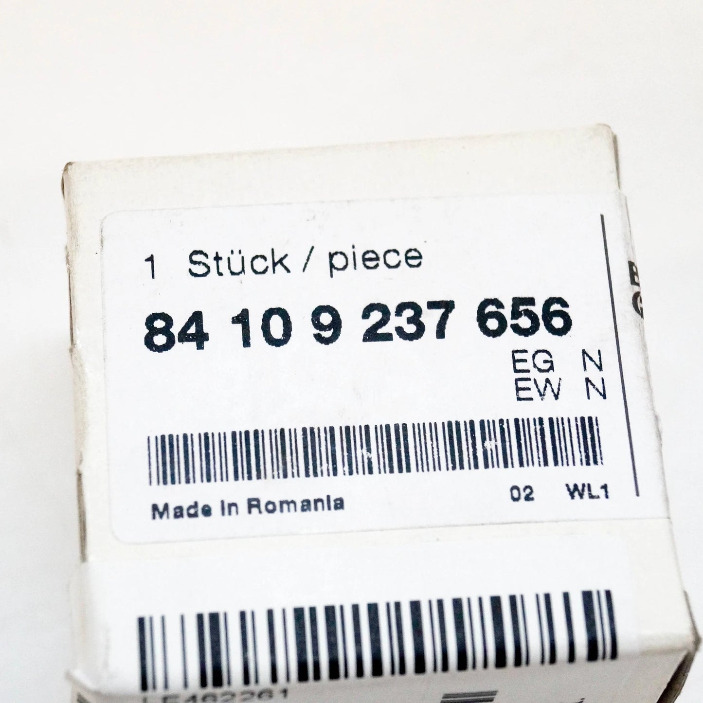 NEW BMW E70 F25 F02 F13 E60 F10 E90 E81 USB CONNECTOR 84109237656 ORIGINAL