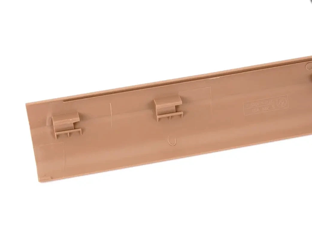 NEW BMW 3 E46 FRONT RIGHT INTERIOR DOOR SILL TRIM 51478239961 8239961 ORIGINAL