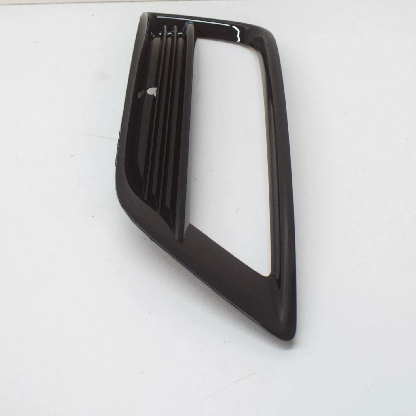 NEW VW GOLF MK7 FRONT BUMPER RIGHT LOWER GRILLE R-LINE 5G0853666G041