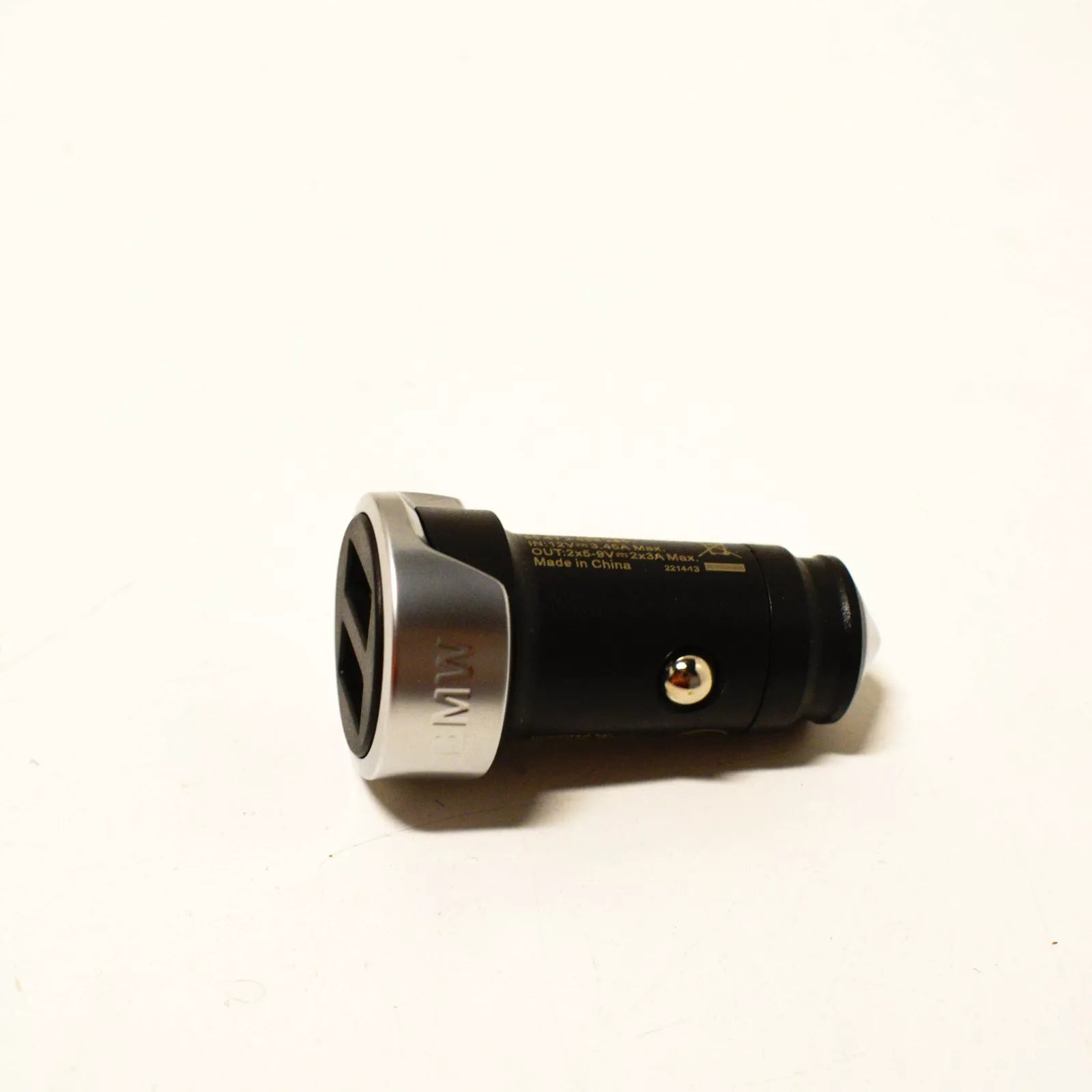 NEW BMW DUAL USB CHARGING ADAPTER 65412458285 2458285 ORIGINAL