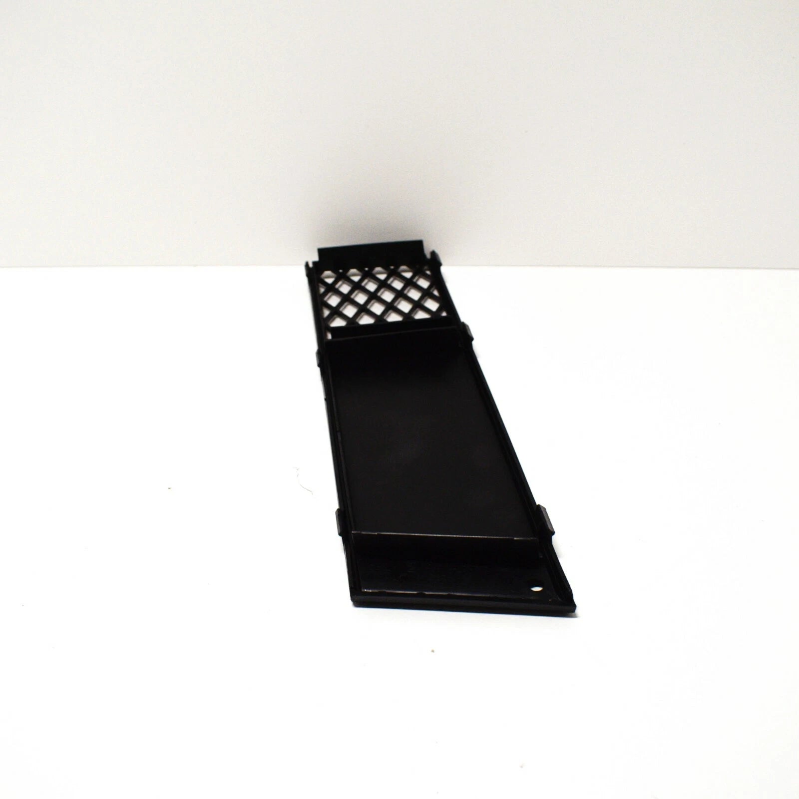 NEW BMW 7 F01 F02 F04 FRONT BUMPER LOWER RIGHT GRILLE 51117186506 ORIGINAL