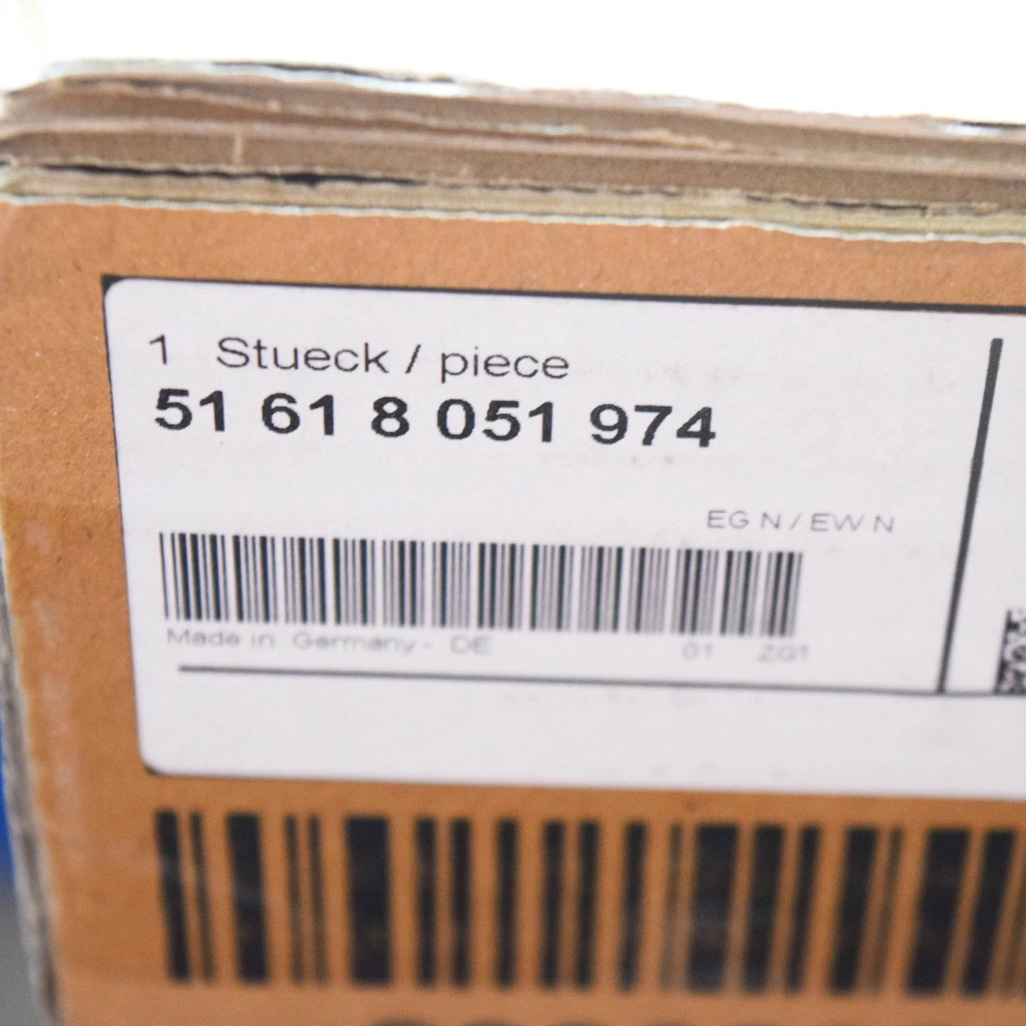 NEW BMW 1 M COUPE E82 RIGHT SPRING STRUT DOME 51618051974 ORIGINAL