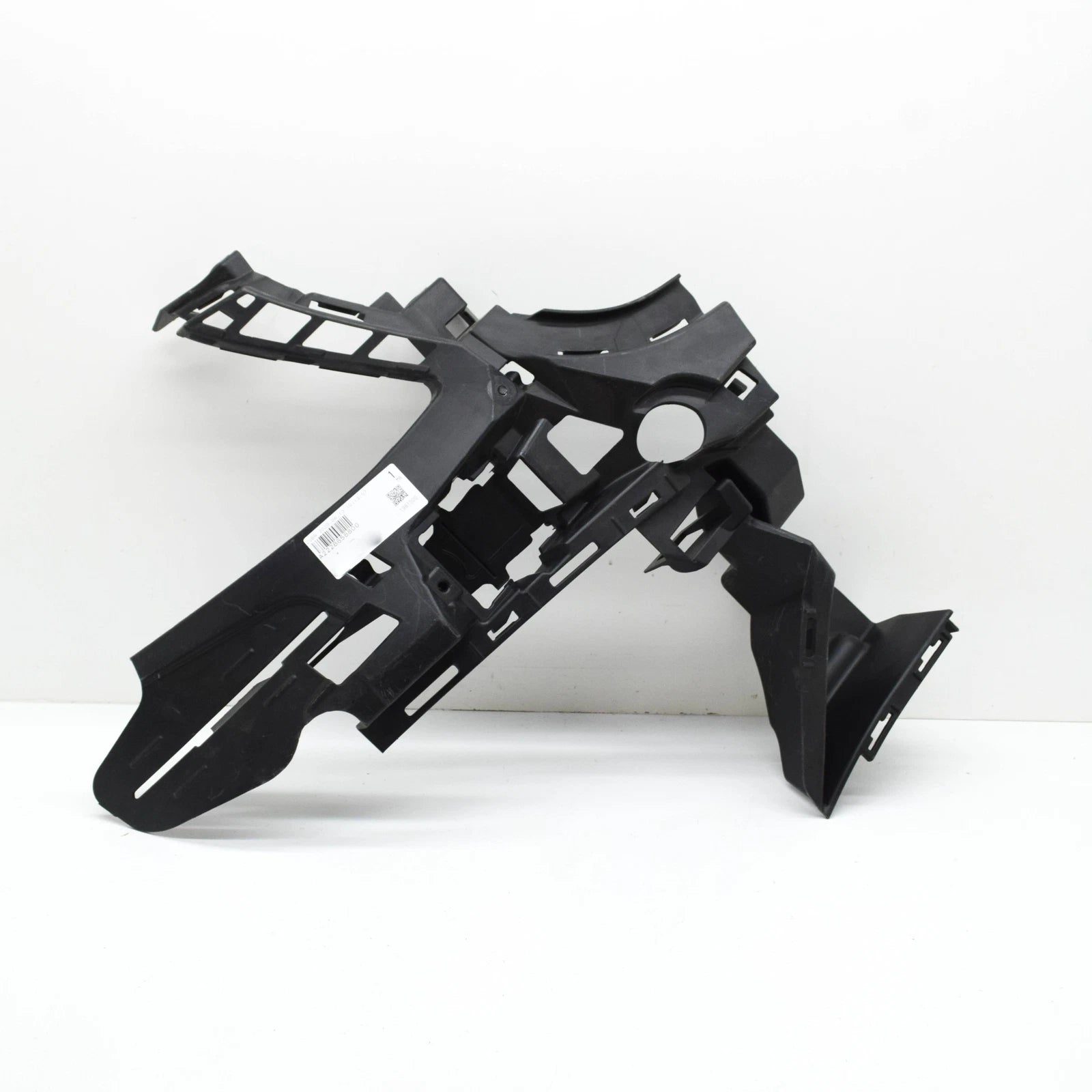 NEW MERCEDES-BENZ S W222 REAR RIGHT BUMPER BRACKET A2228858800 ORIGINAL