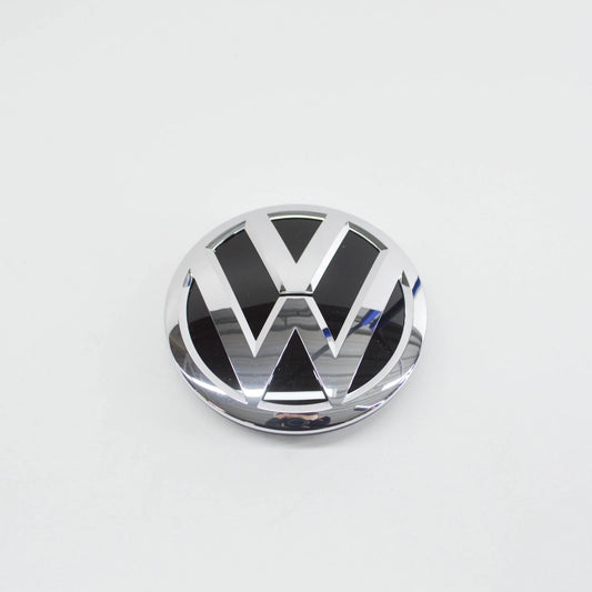 NEW VOLKSWAGEN PASSAT B8 3G FRONT RADIATOR GRILLE BADGE 3G0853600DPJ ORIGINAL