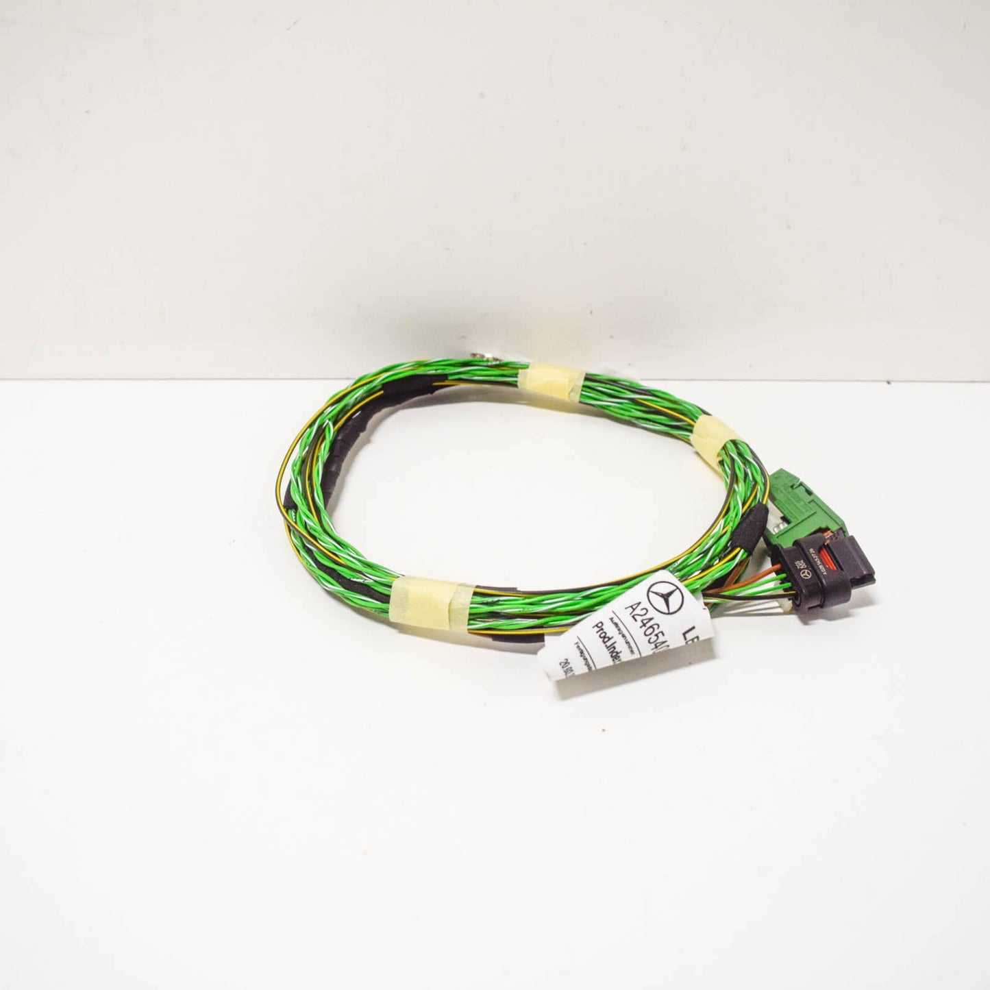 NEW MERCEDES-BENZ B W246 RADAR CONNECTION INTERMEDIATE CABLE LHD A2465408510