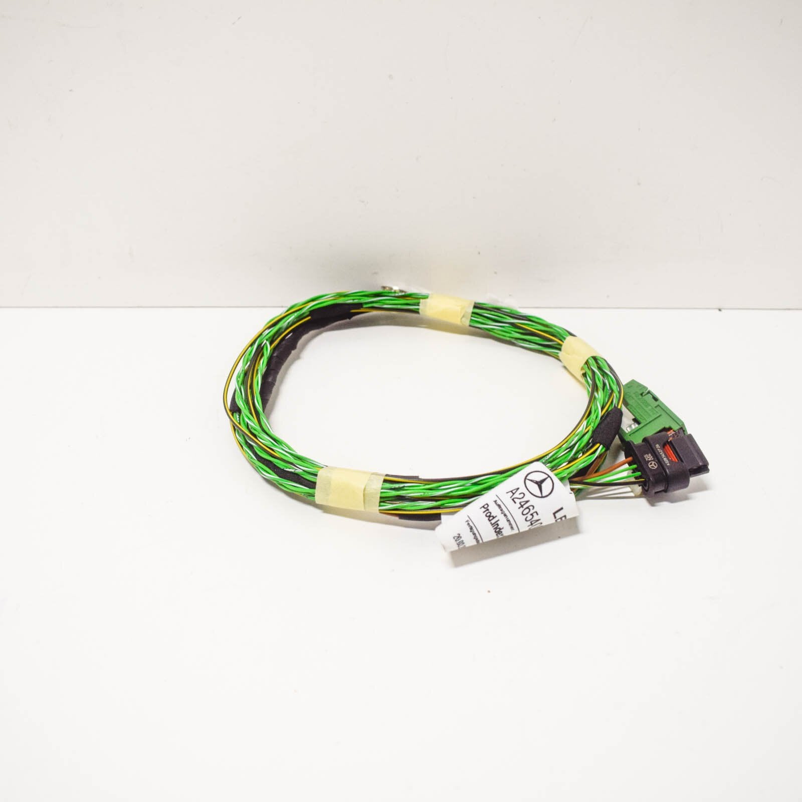 NEW MERCEDES-BENZ B W246 RADAR CONNECTION INTERMEDIATE CABLE LHD A2465408510