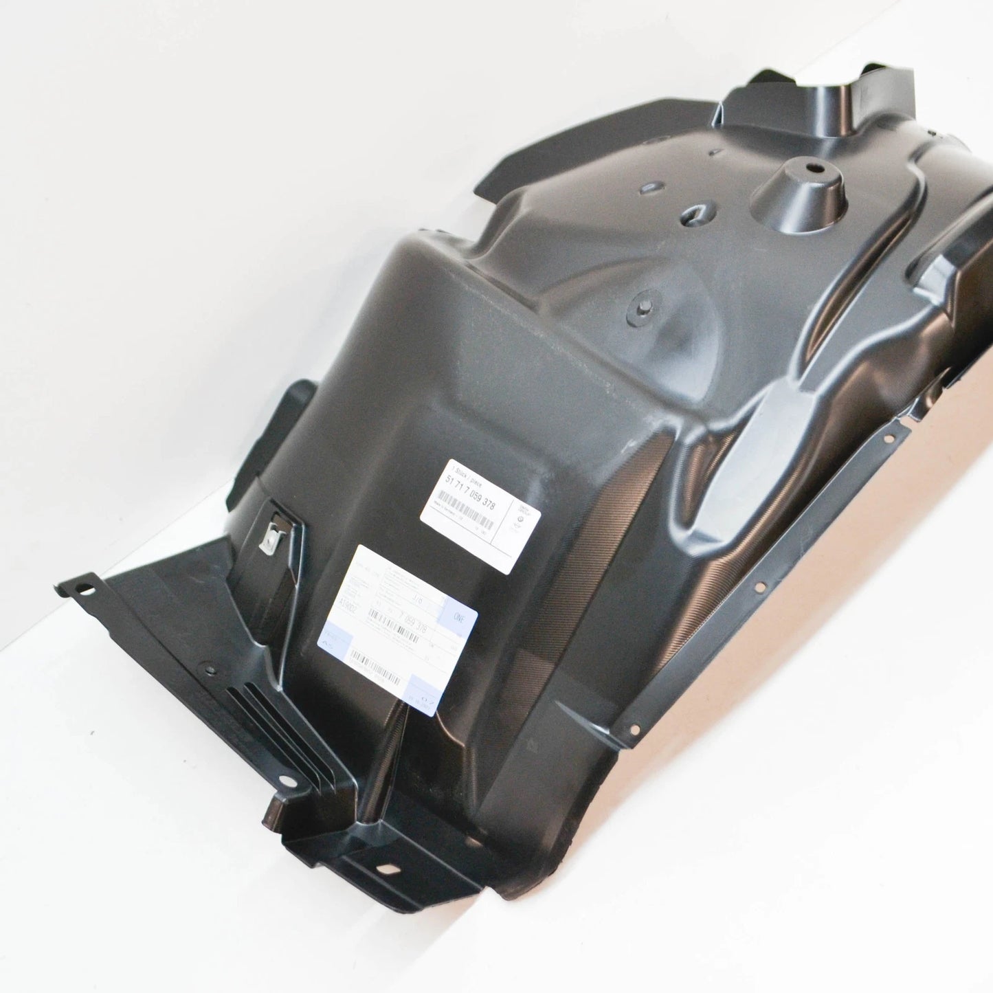 NEW BMW 3 E90 FRONT RIGHT WHEEL LINER SPLASH SHIELD 51717059378 7059378 ORIGINAL