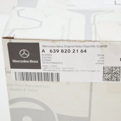 NEW MERCEDES-BENZ VITO W639 REAR RIGHT TOP LAMP REFLECTOR A6398202164