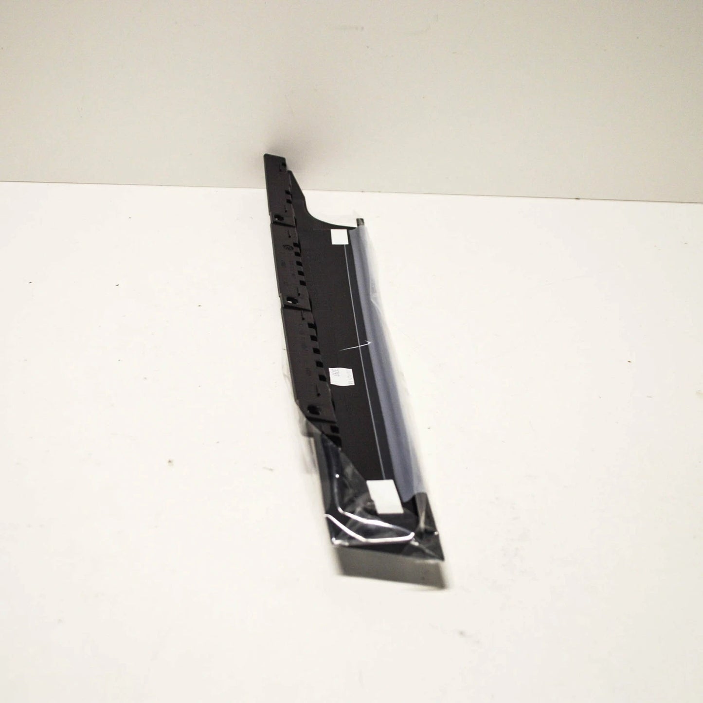 NEW AUDI Q5 8R FRONT LEFT DOOR EXTERIOR B PILLAR COVER 8R0837901P5FQ