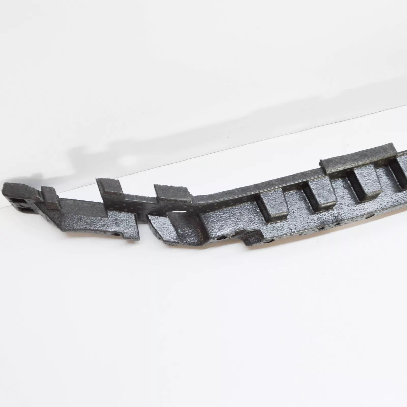 NEW BMW X1 F48 FRONT BUMPER FOAM 51117342437 7342437 2015 ORIGINAL