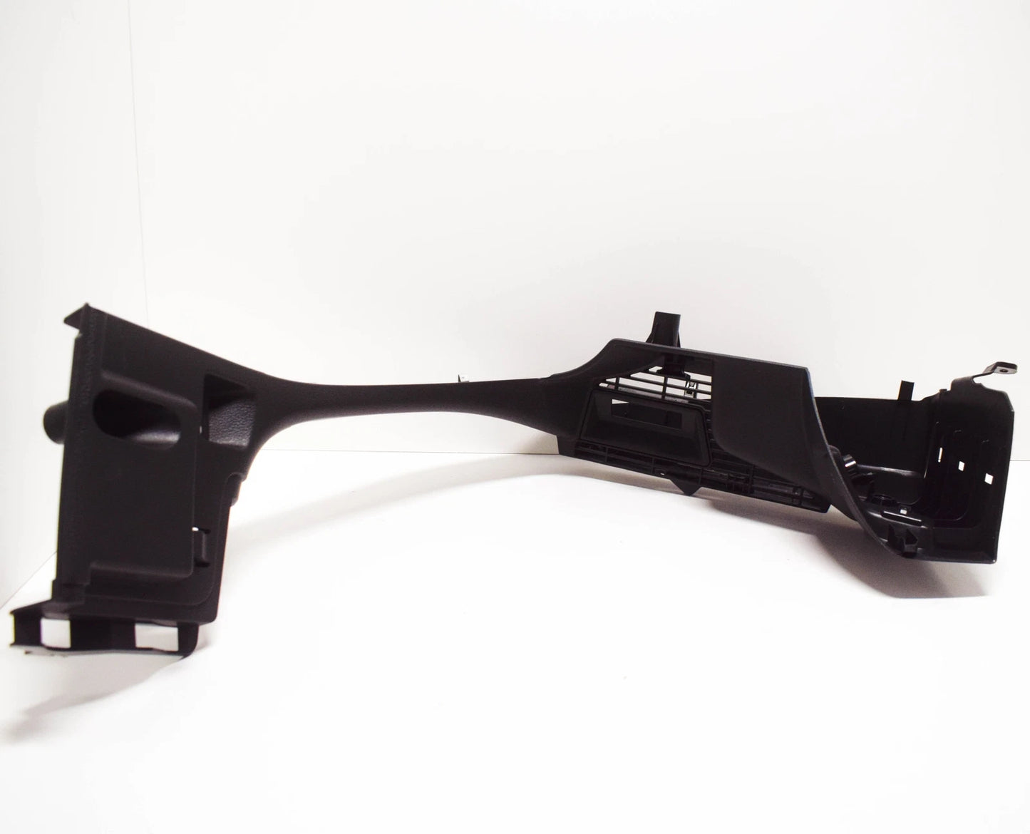 NEW VOLKSWAGEN GOLF MK7 RIGHT REAR LUGGAGE SHELF 5GM867762A 82V ORIGINAL