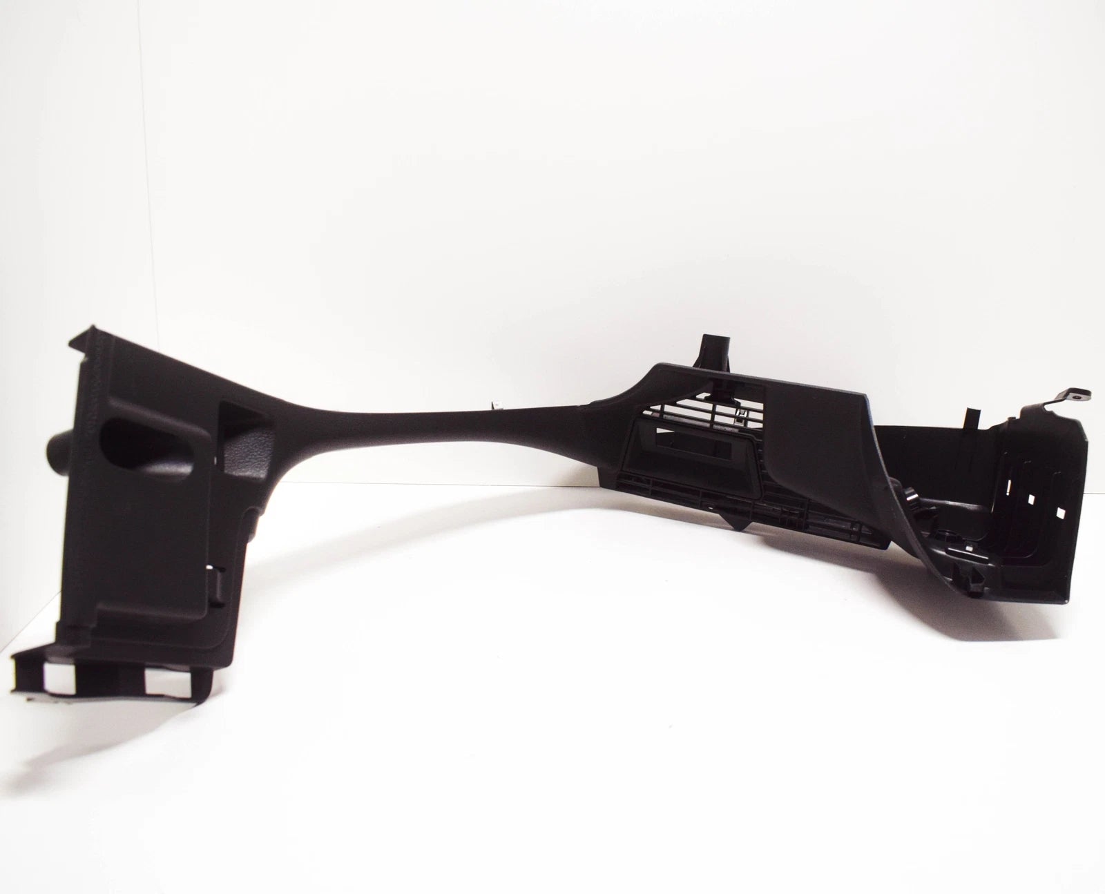 NEW VOLKSWAGEN GOLF MK7 RIGHT REAR LUGGAGE SHELF 5GM867762A 82V ORIGINAL