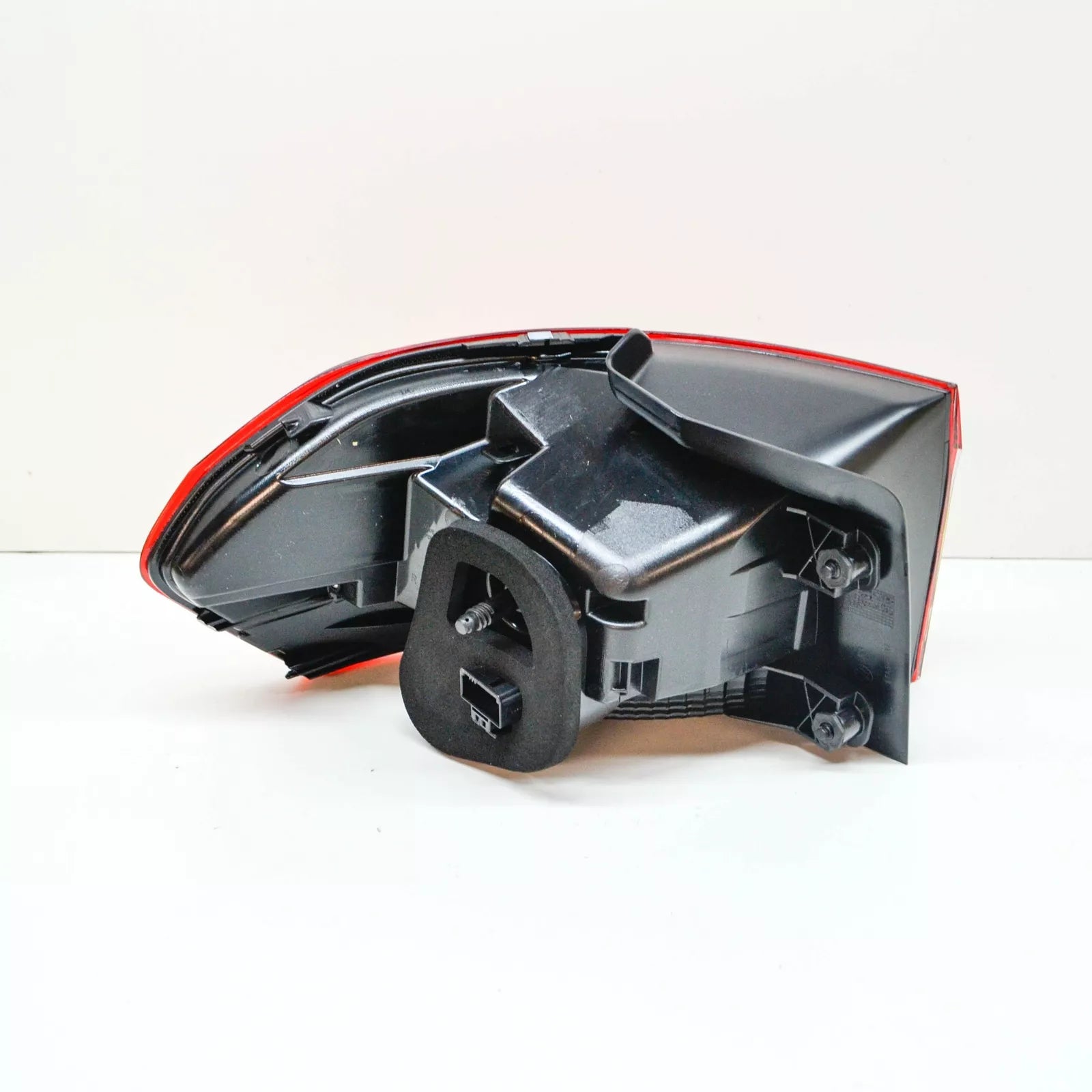 NEW VOLKSWAGEN TOURAN 5T REAR RIGHT LED TAILLIGHT 5TA945208A ORIGINAL