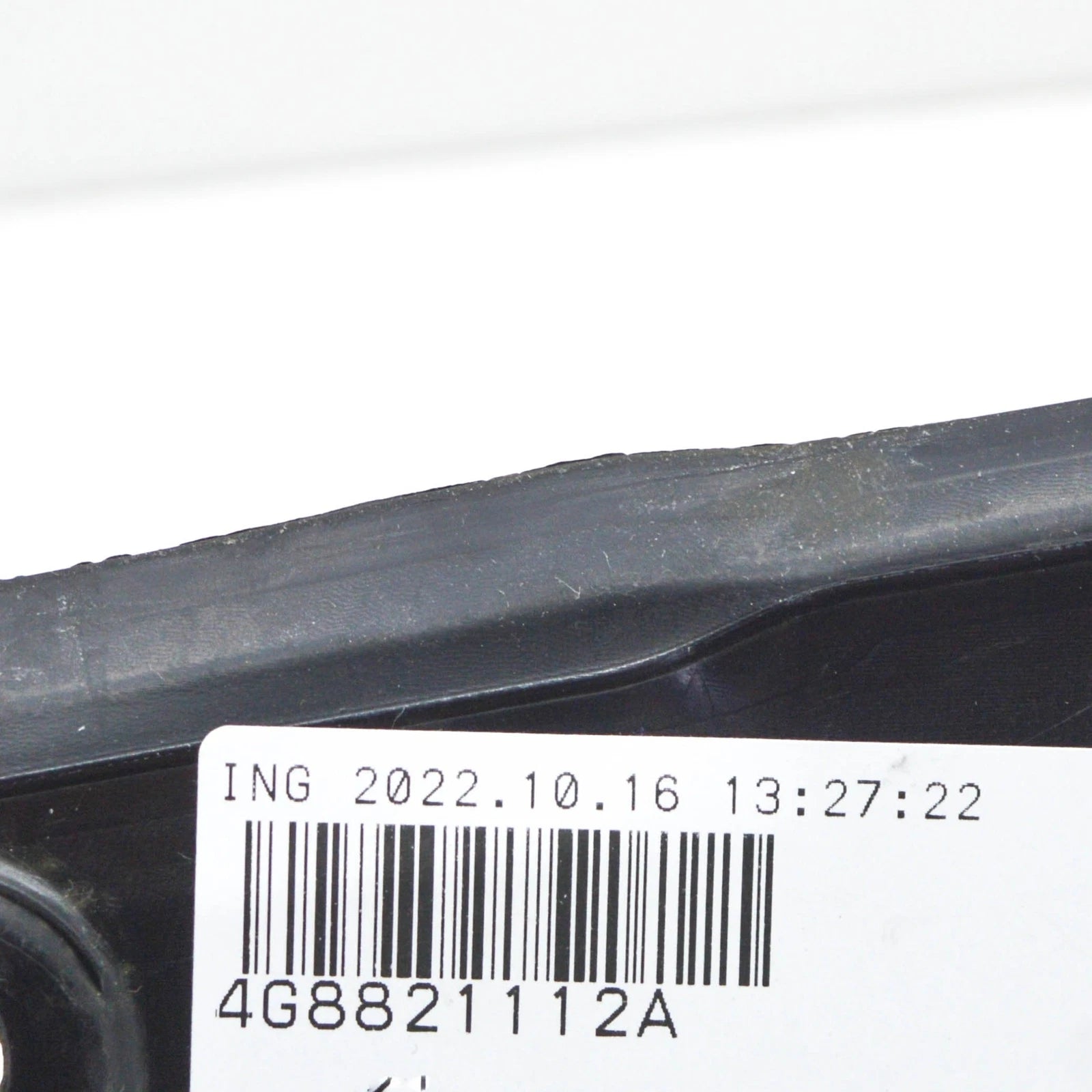 NEW AUDI A7 SPORTBACK 4G8 FRONT RIGHT FENDER WING FILLER 4G8821112A ORIGINAL