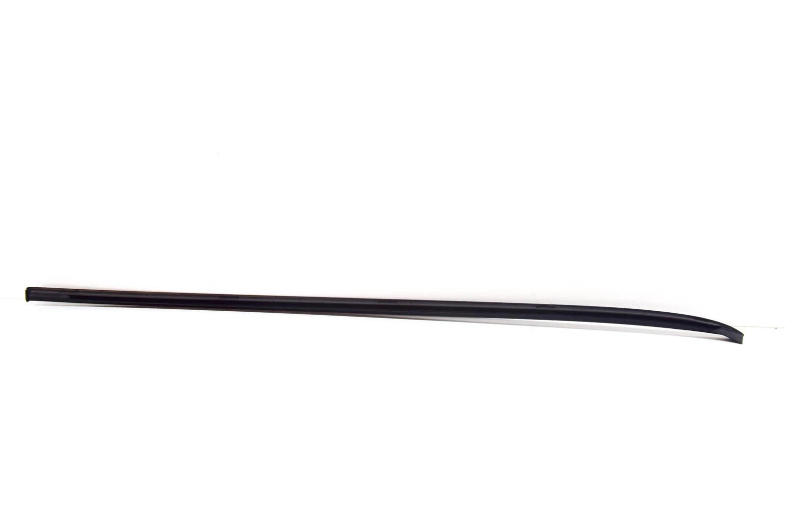 NEW VOLKSWAGEN PASSAT B7 RIGHT WATER DEFLECTOR 3C0854328B5AP ORIGINAL