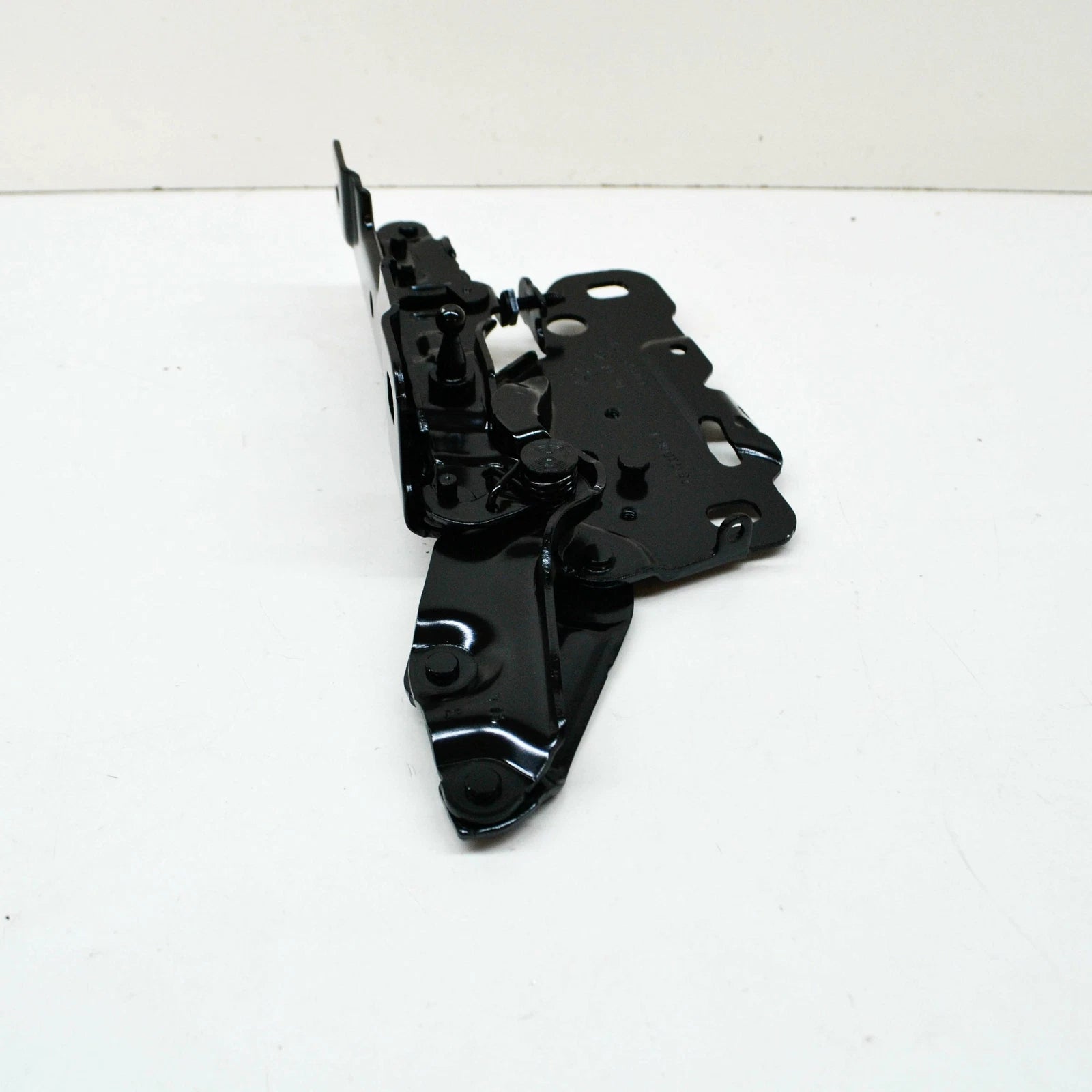 NEW BMW X3 G01 F97 FRONT LEFT HOOD HINGE 41617475791 ORIGINAL