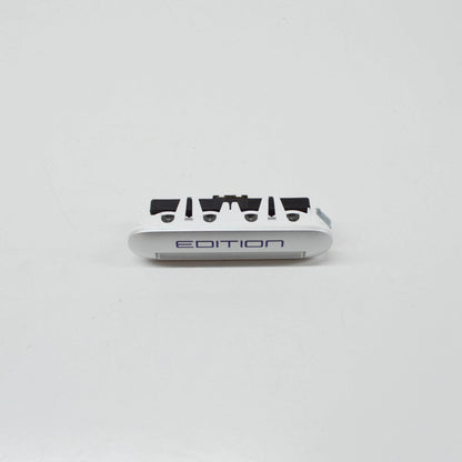 NEW VOLKSWAGEN TRANSPORTER T6 ENTRY STEP LIGHTING 7E5947415AL72A ORIGINAL