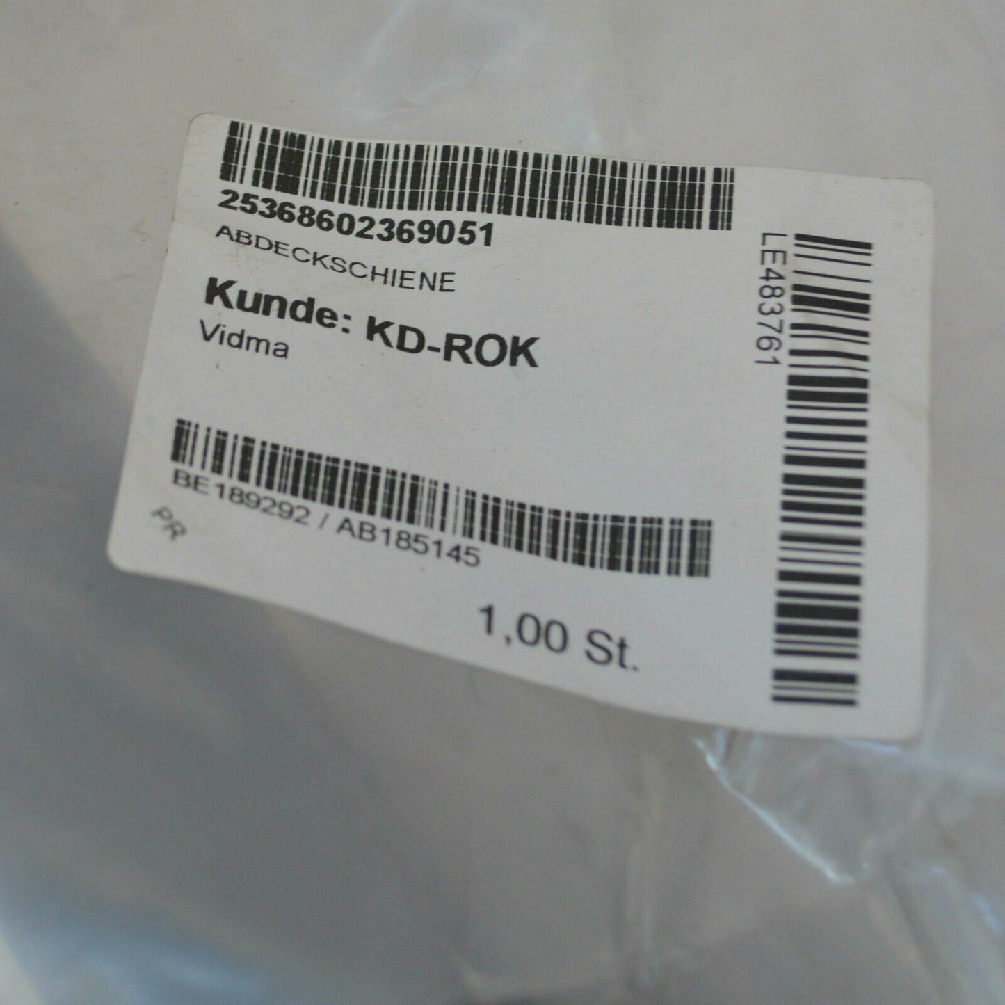 NEW MB GLC X253 REAR RIGHT DOOR SCUFF SILL PLATE A25368602369051 ORIGINAL