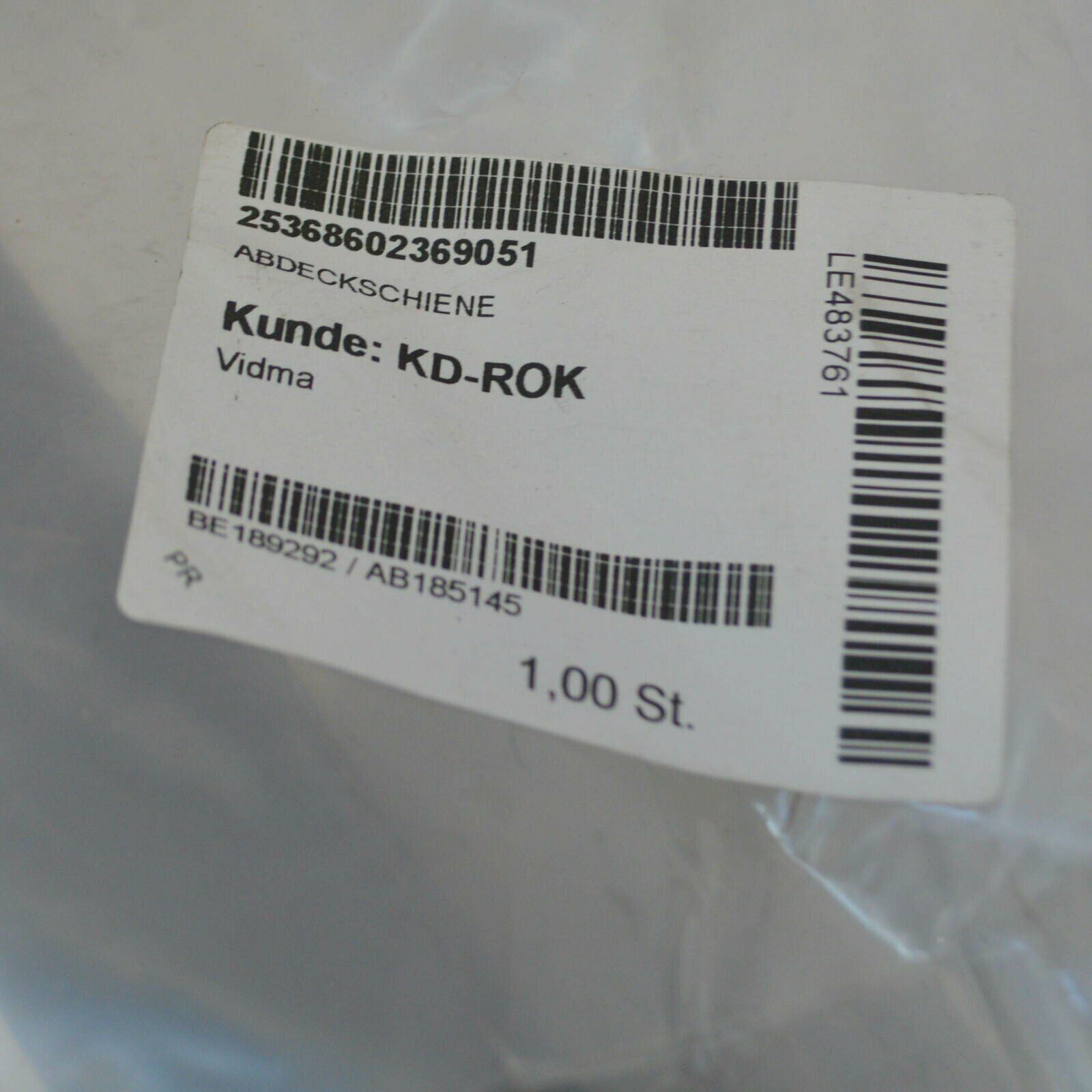 NEW MB GLC X253 REAR RIGHT DOOR SCUFF SILL PLATE A25368602369051 ORIGINAL