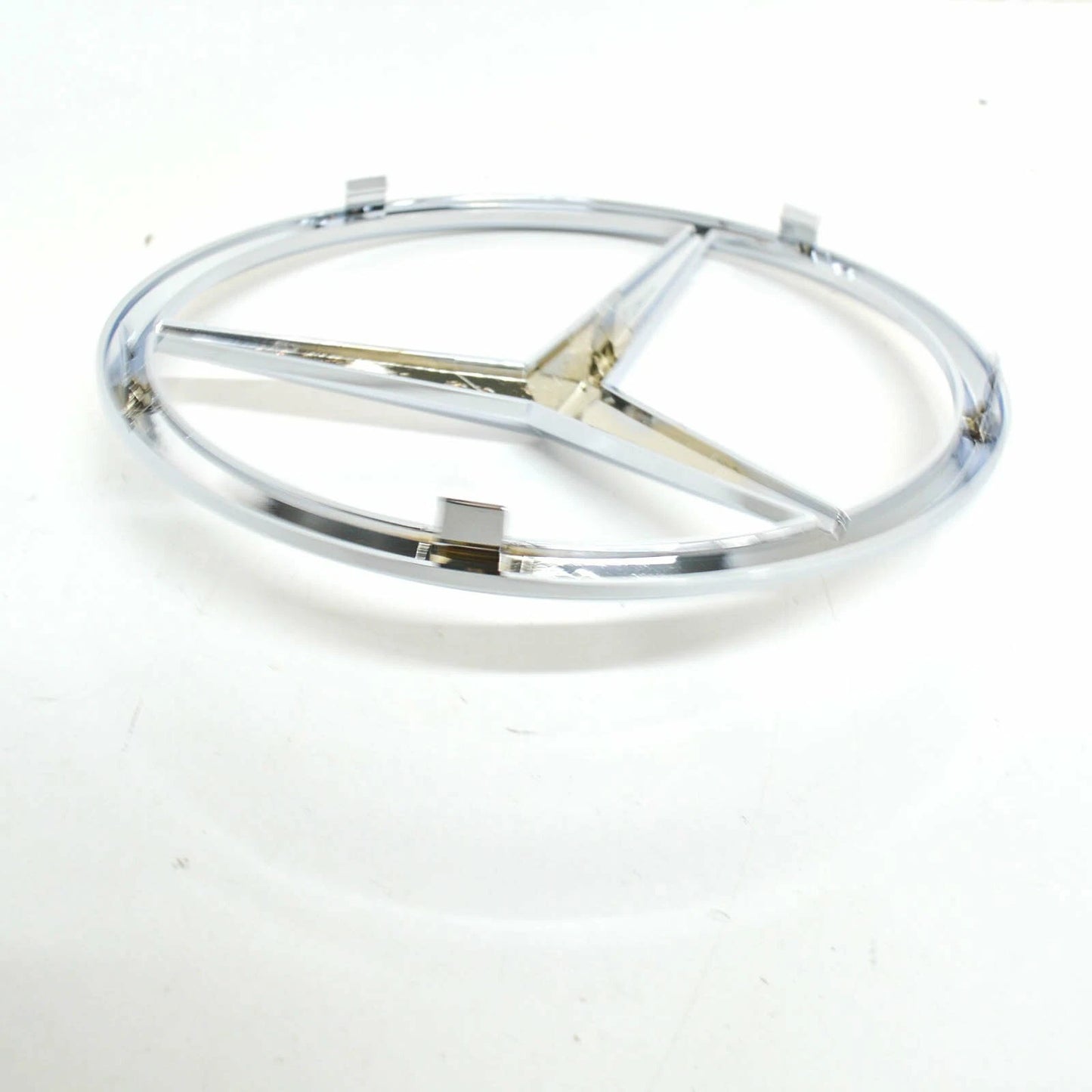 NEW MB SPRINTER 906 FRONT RADIATOR GRILLE EMBLEM BADGE A9068170016 ORIGINAL