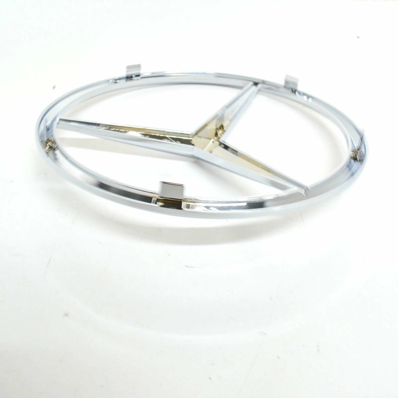 NEW MB SPRINTER 906 FRONT RADIATOR GRILLE EMBLEM BADGE A9068170016 ORIGINAL