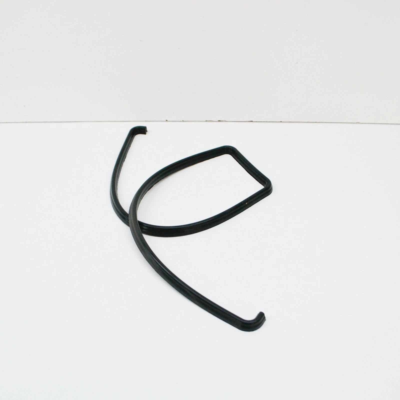 NEW BMW Z8 E52 ENGINE BEAUTY COVER GASKET 11121406744 1406744 ORIGINAL