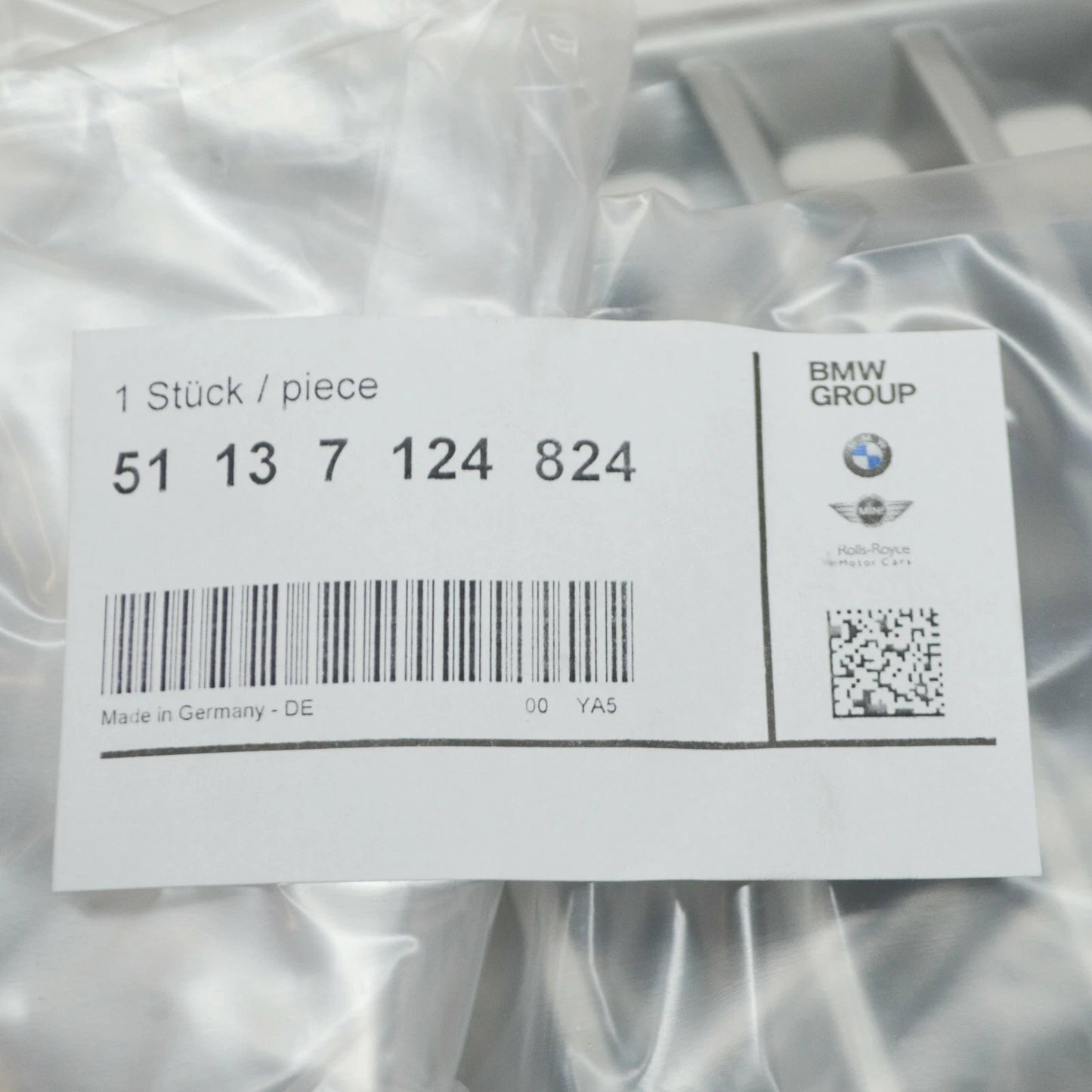 NEW BMW X5 E53 HOOD VENT TITANIUM GRILLE RIGHT 51137124824 ORIGINAL