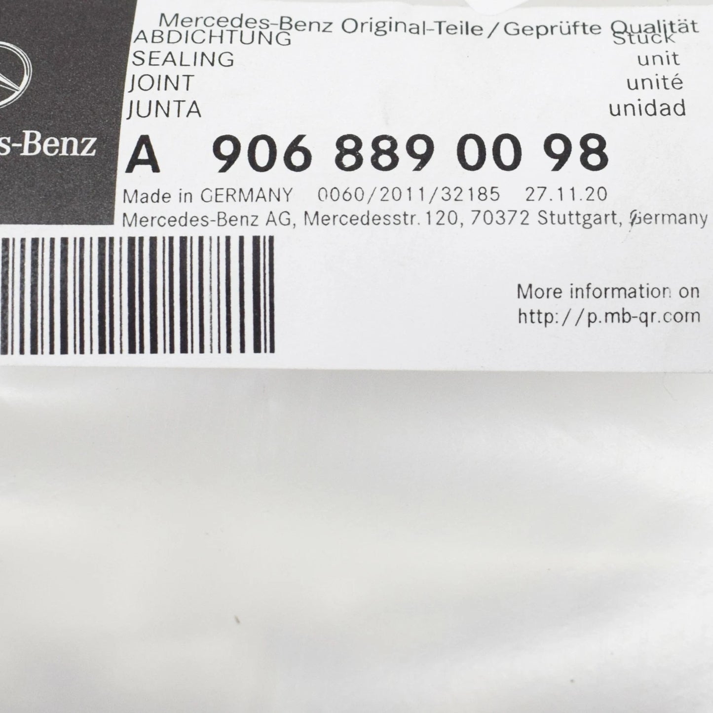 NEW MERCEDES-BENZ SPRINTER 906 ENGINE HOOD SEAL A9068890098 ORIGINAL